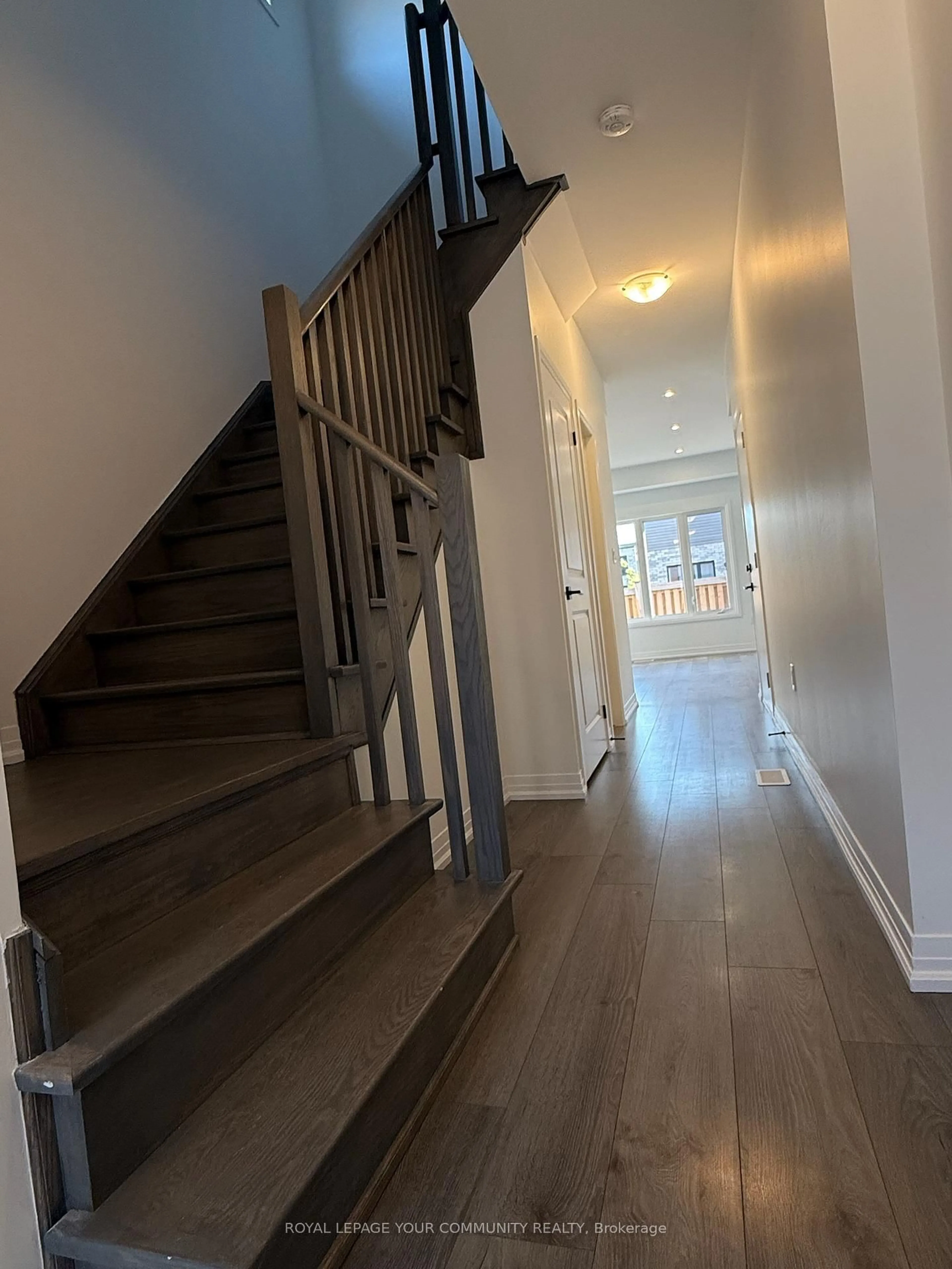 Unknown for 141 Turnberry Lane, Barrie Ontario L9J 0M4