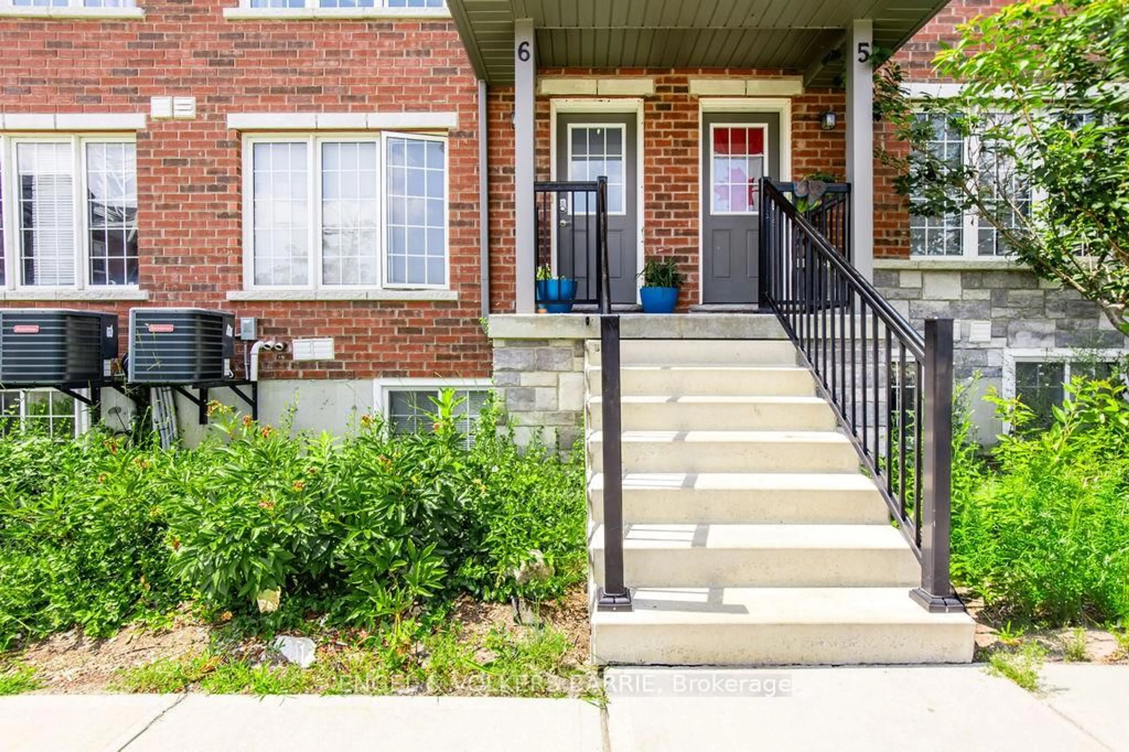 Unknown for 246 Penetanguishene Rd #6, Barrie Ontario L4M 7C2