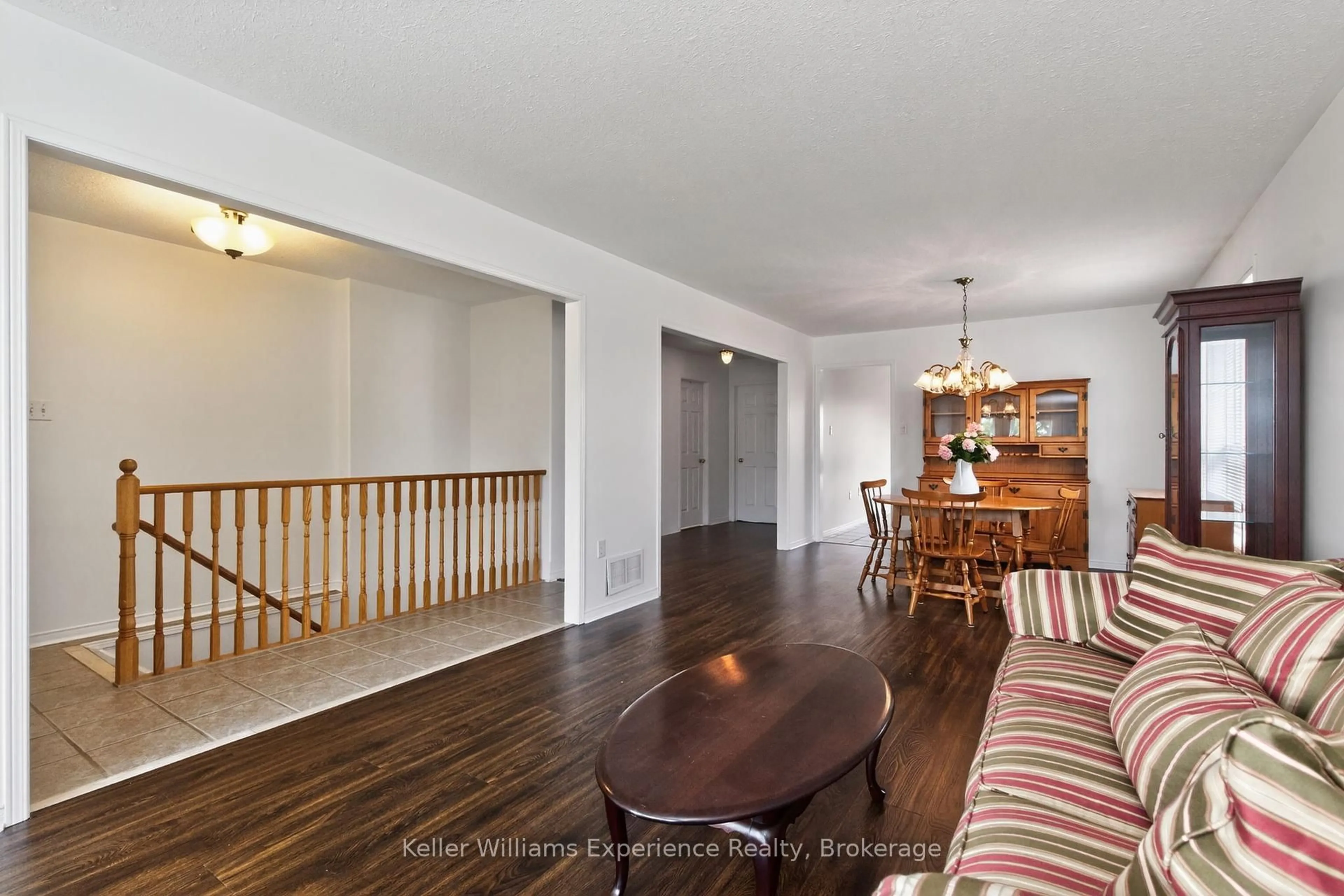 Unknown for 79 Sun King Cres, Barrie Ontario L4M 7K4