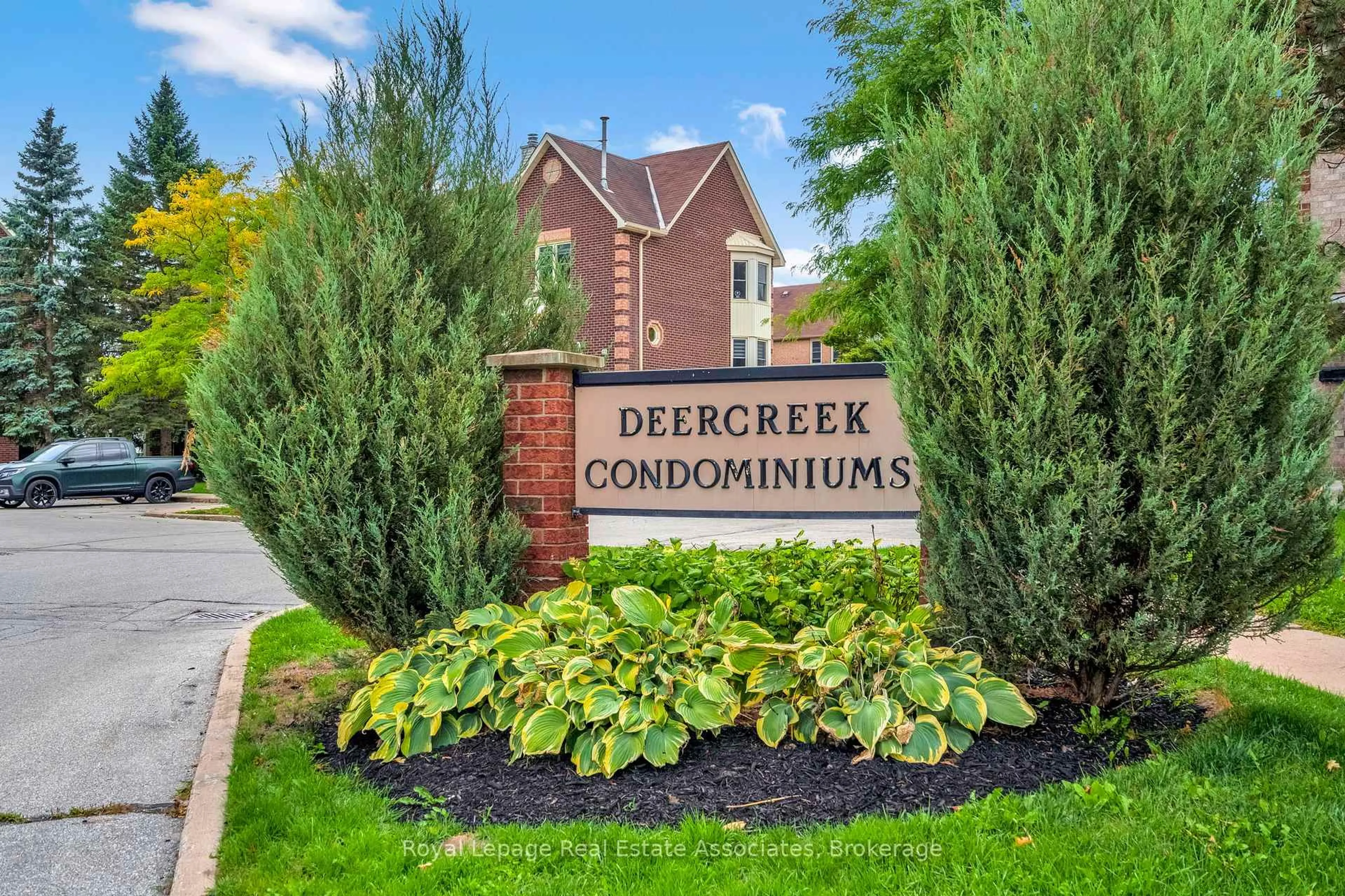 Unknown for 119 D'ambrosio Dr #2, Barrie Ontario L4N 7R7