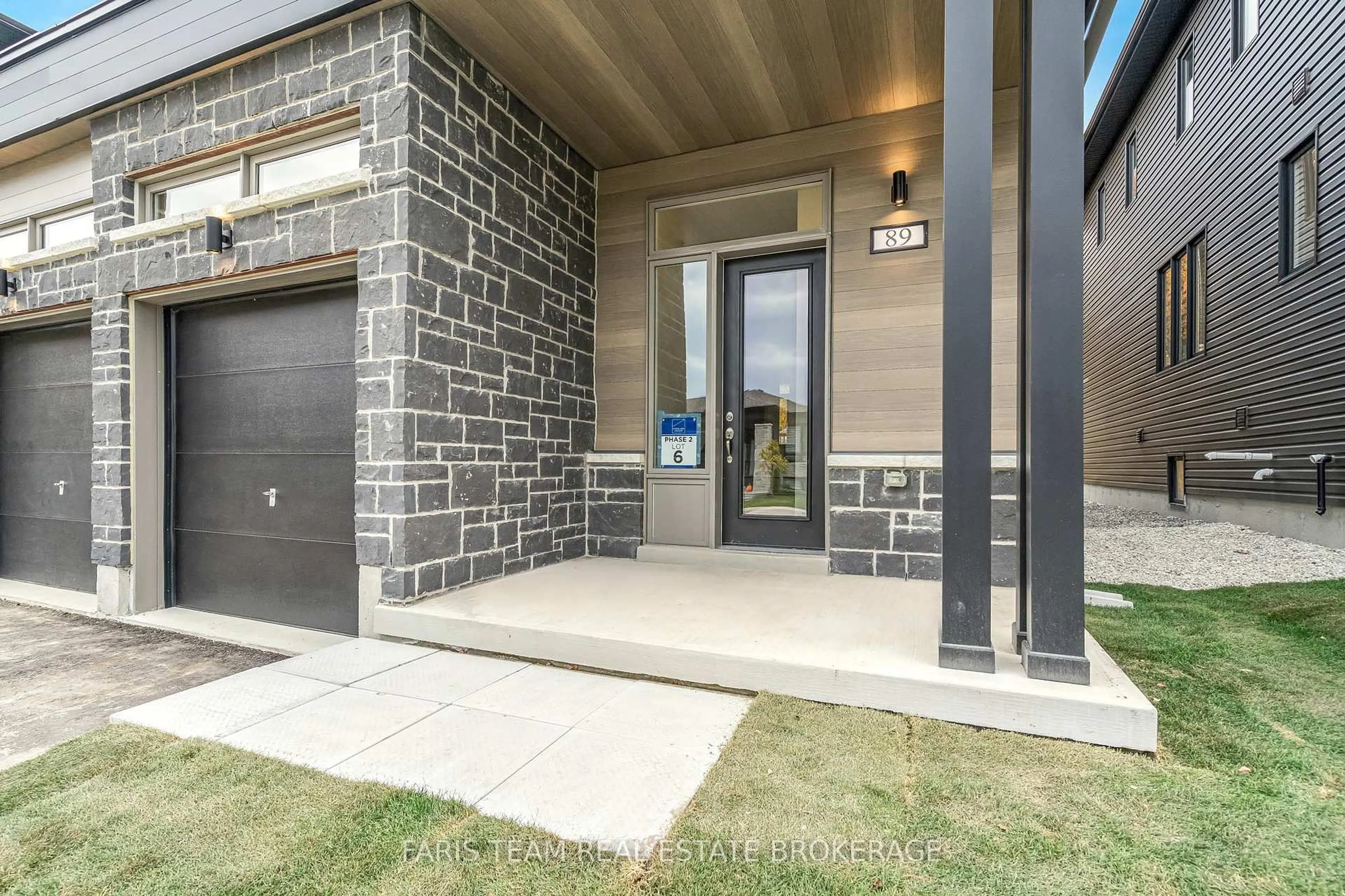 Unknown for 89 Berkely St, Wasaga Beach Ontario L9Z 2N5