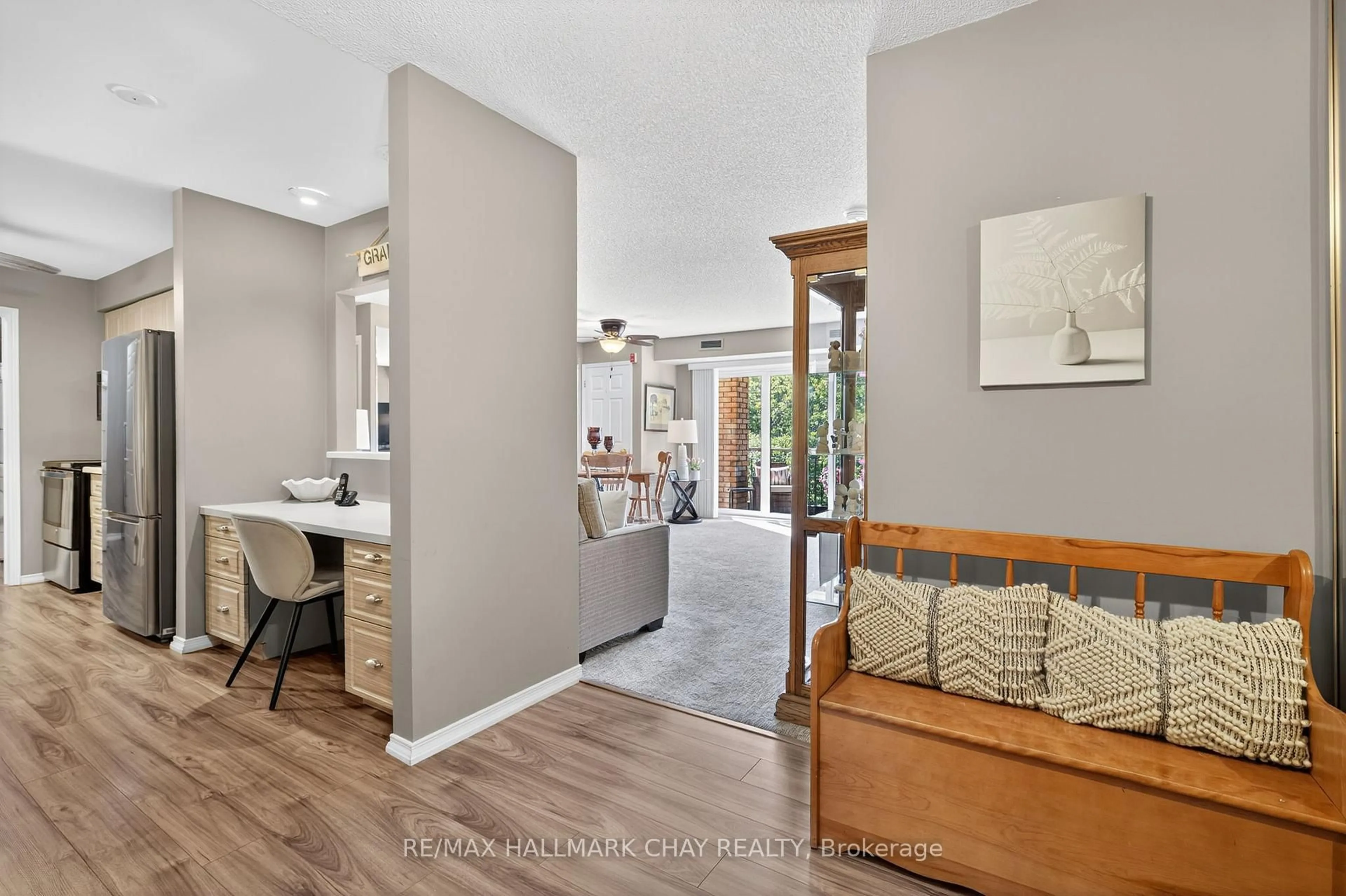 Unknown for 10 Coulter St #124, Barrie Ontario L4N 6S1