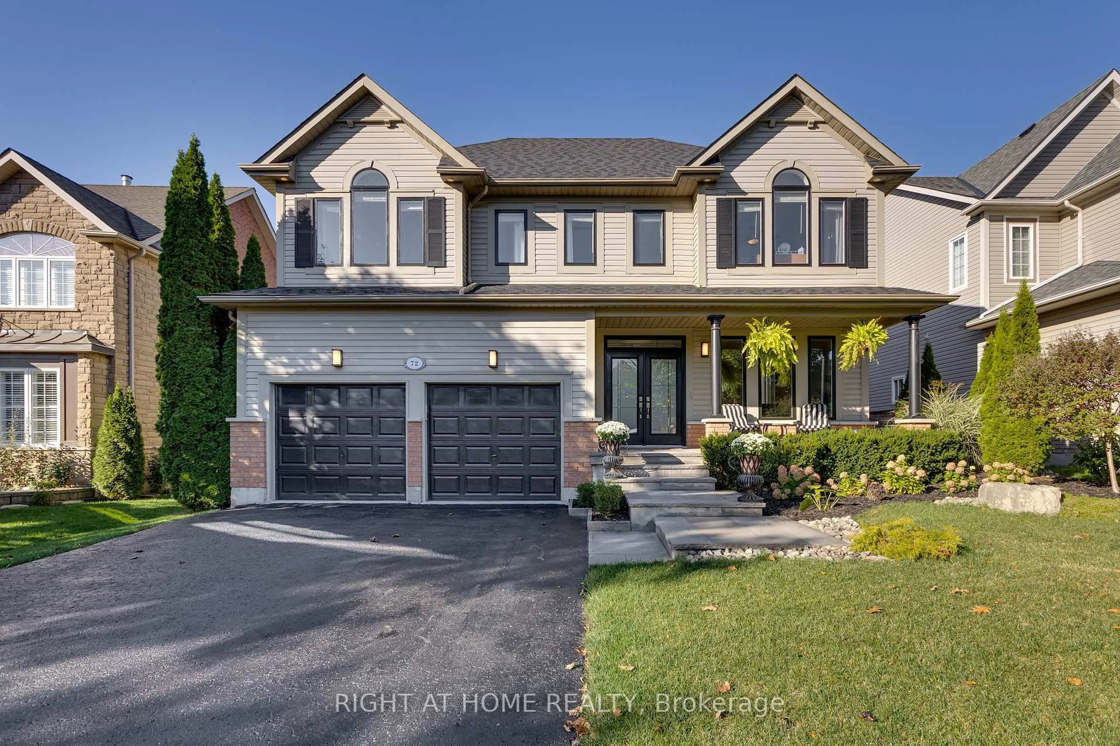Home with brick exterior material, street for 72 BIRKHALL Pl, Barrie Ontario L4N 0K1