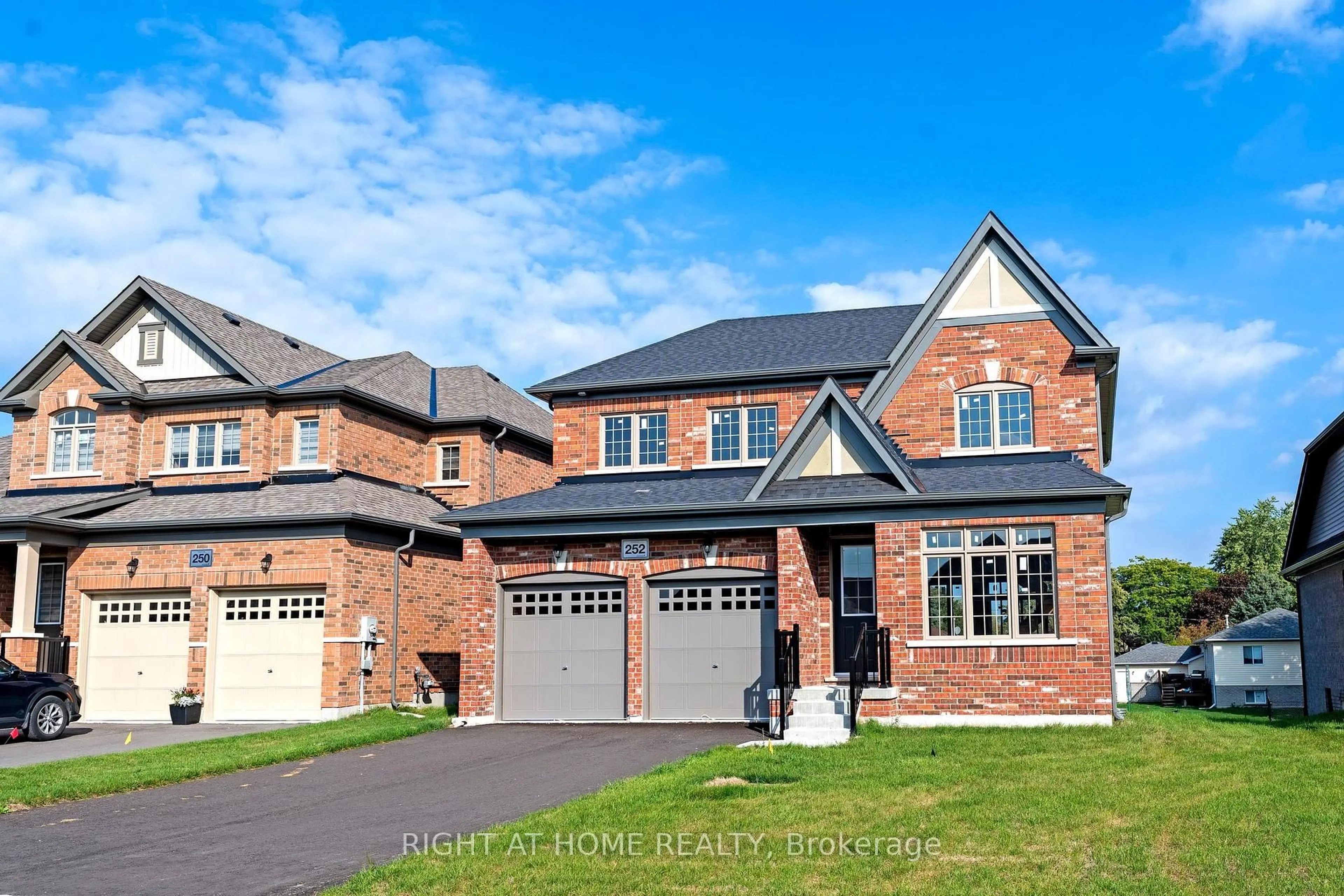 Home with brick exterior material, street for 252 Wilcox Dr, Clearview Ontario L0M 1S0
