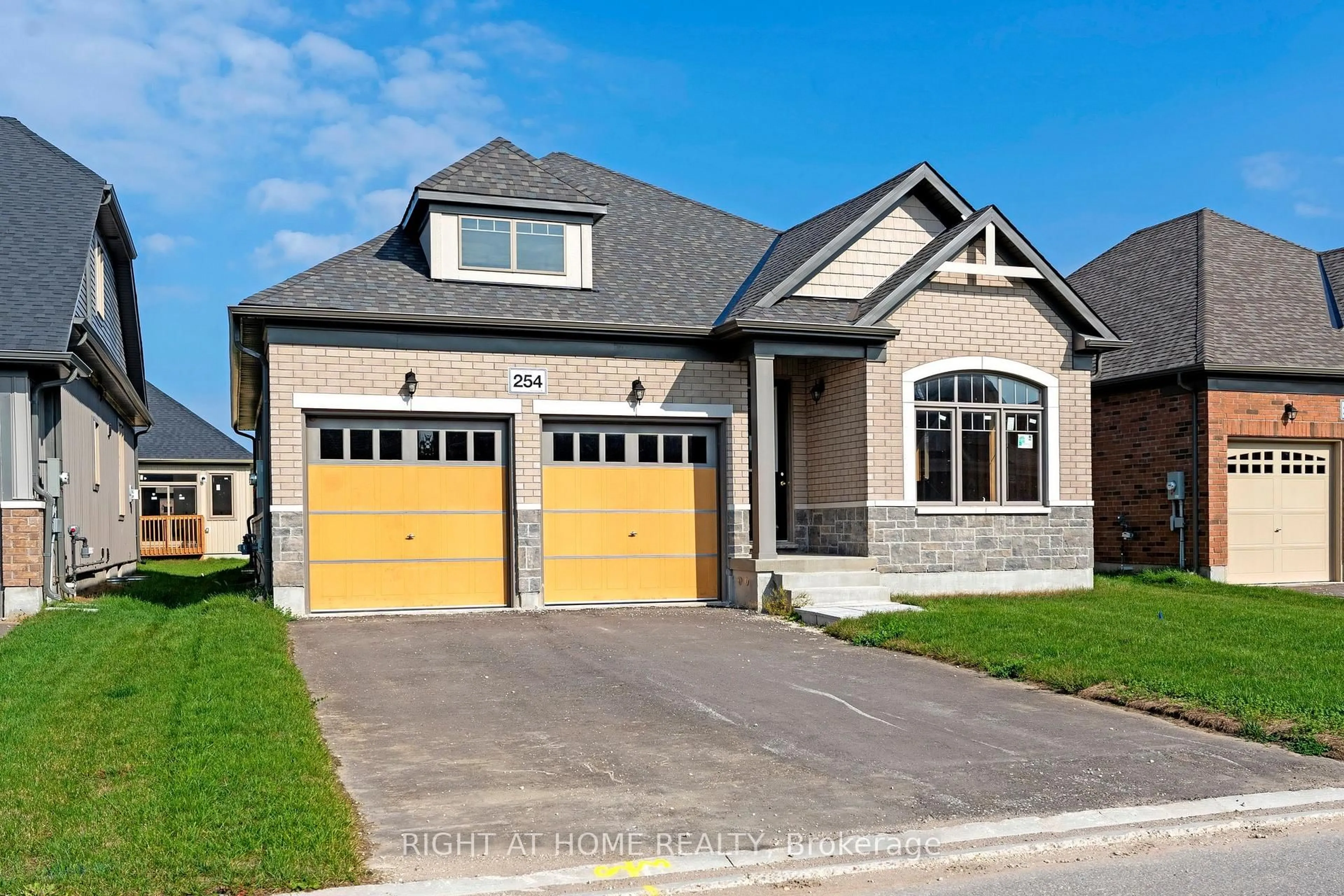 Home with brick exterior material, street for 254 Duncan St, Clearview Ontario L0M 1S0