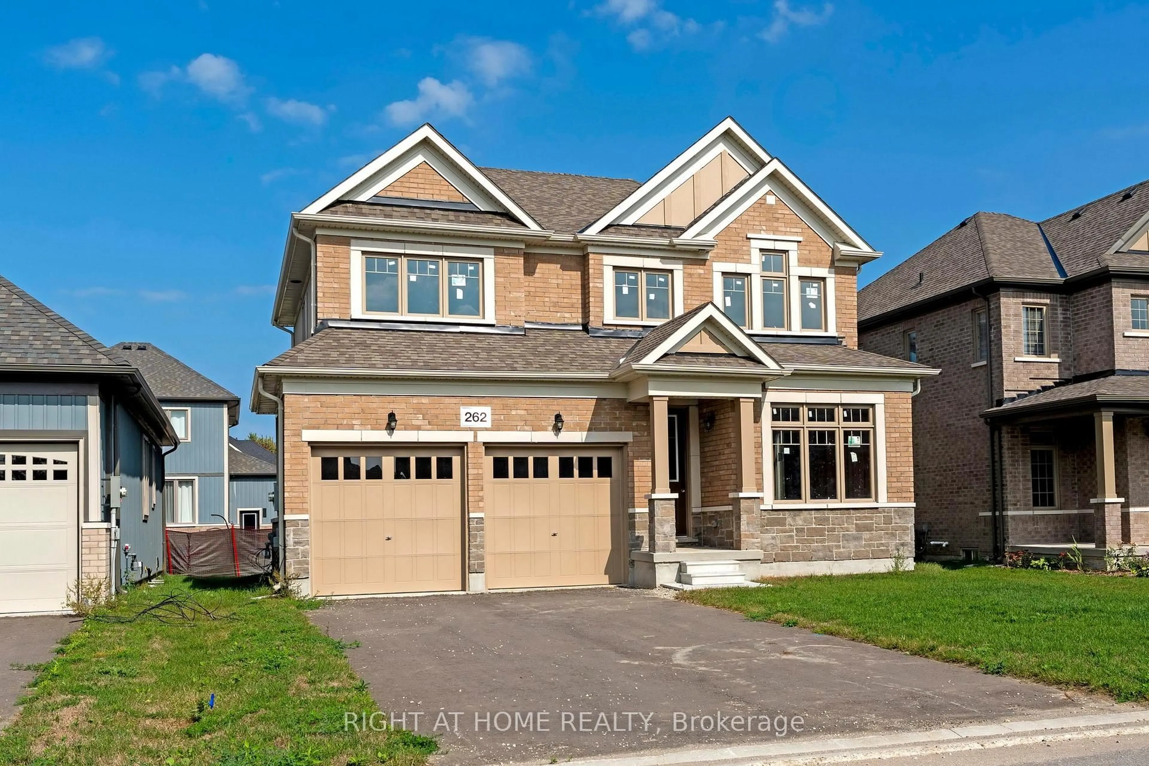 Home with brick exterior material, street for 262 Duncan St, Clearview Ontario L0M 1S0