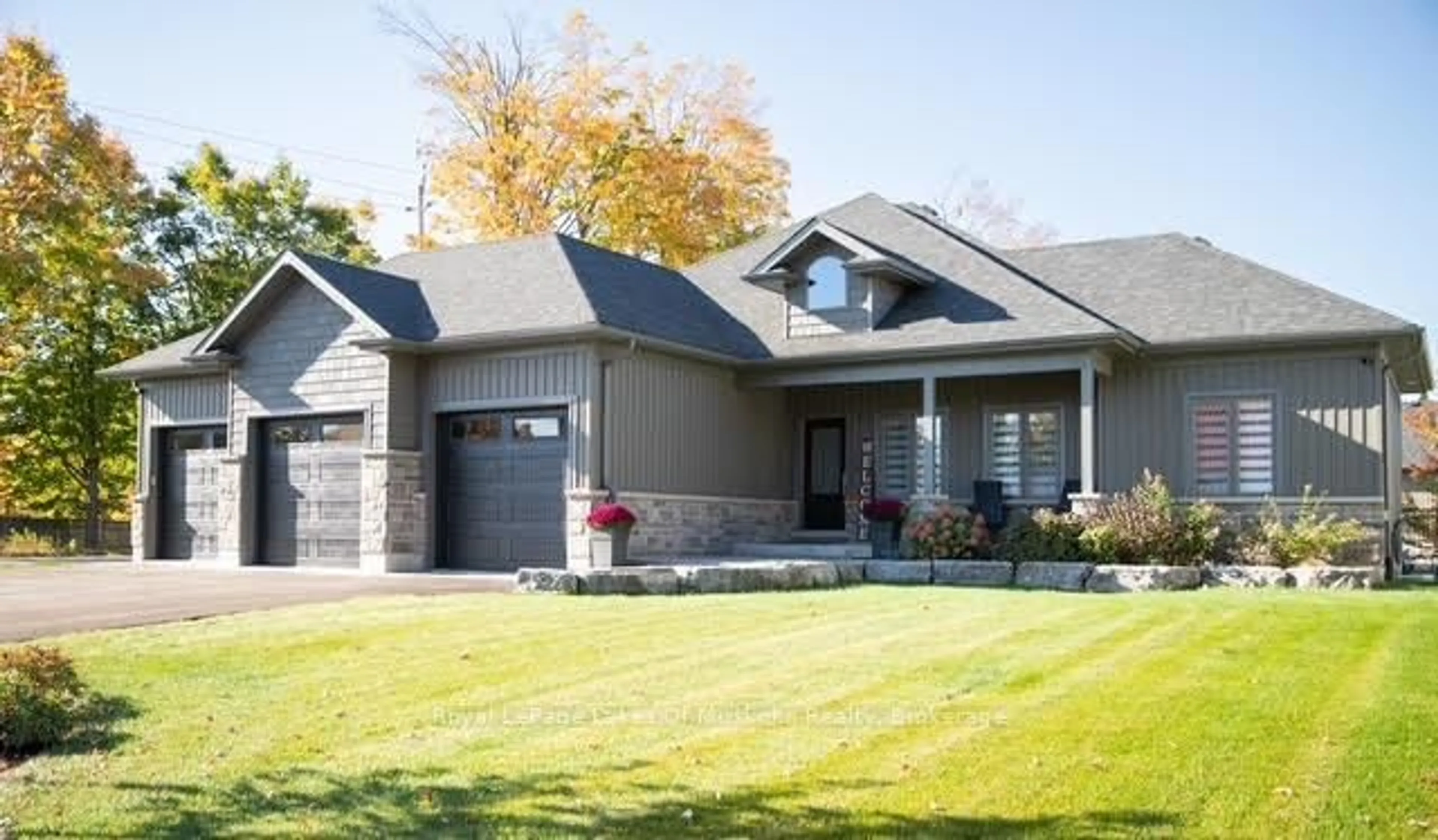 Home with brick exterior material, street for 21 Henry Ball Crt, Oro-Medonte Ontario L0K 2G1