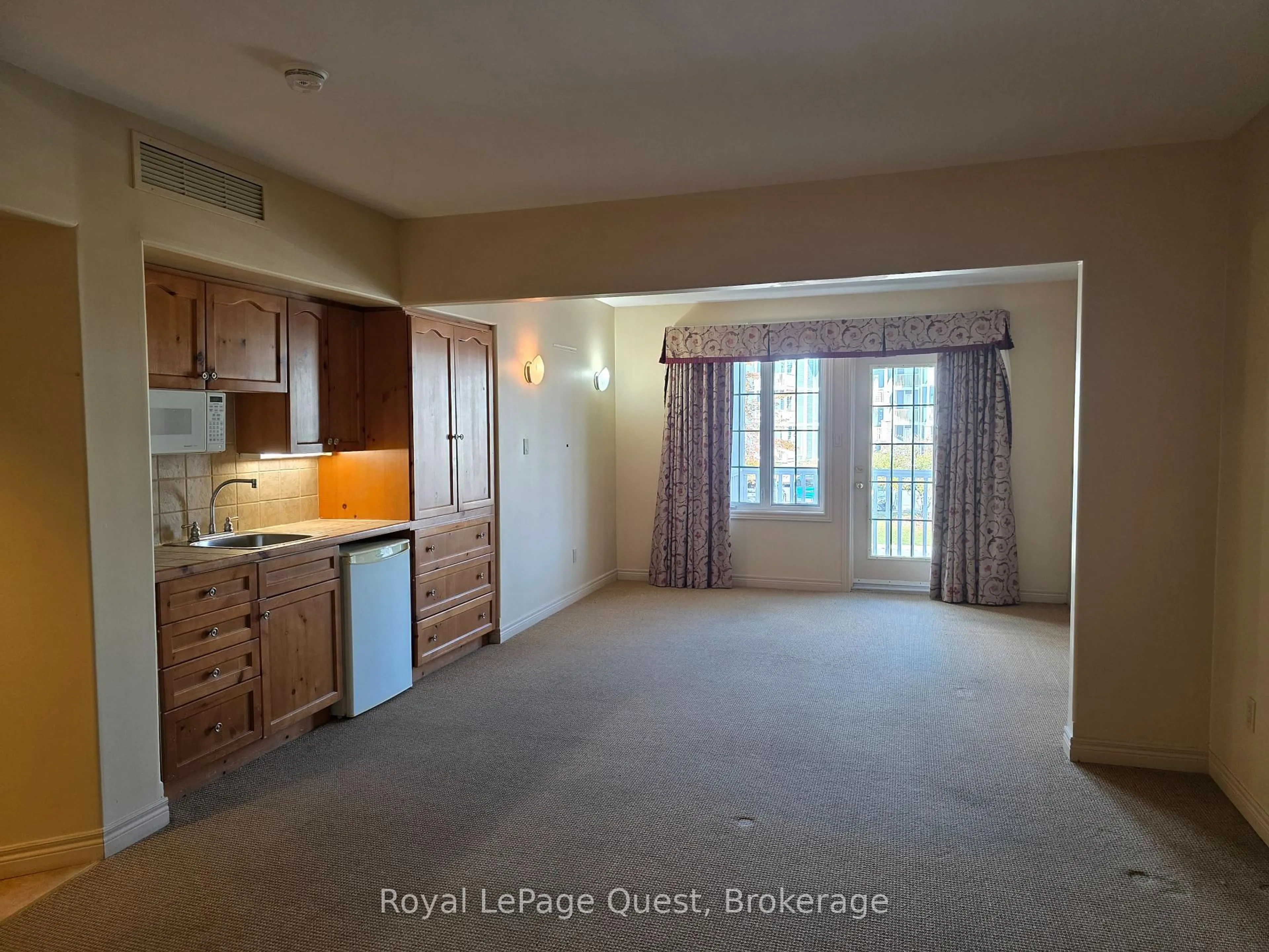 A pic of a room for 90 Highland Dr #2316, Oro-Medonte Ontario L0L 2L0
