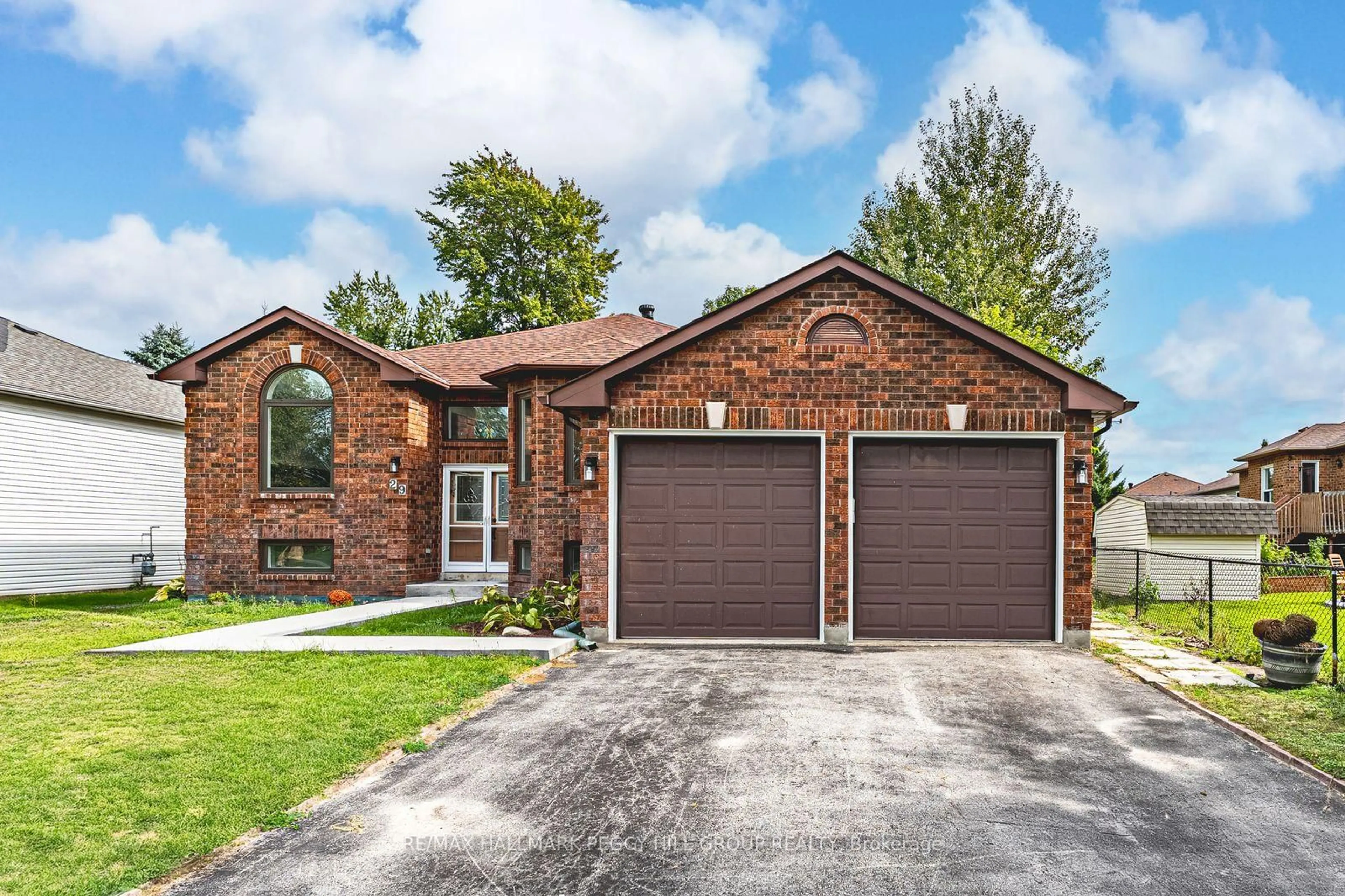 Home with brick exterior material, street for 29 Silver Birch Ave, Wasaga Beach Ontario L9Z 1B7