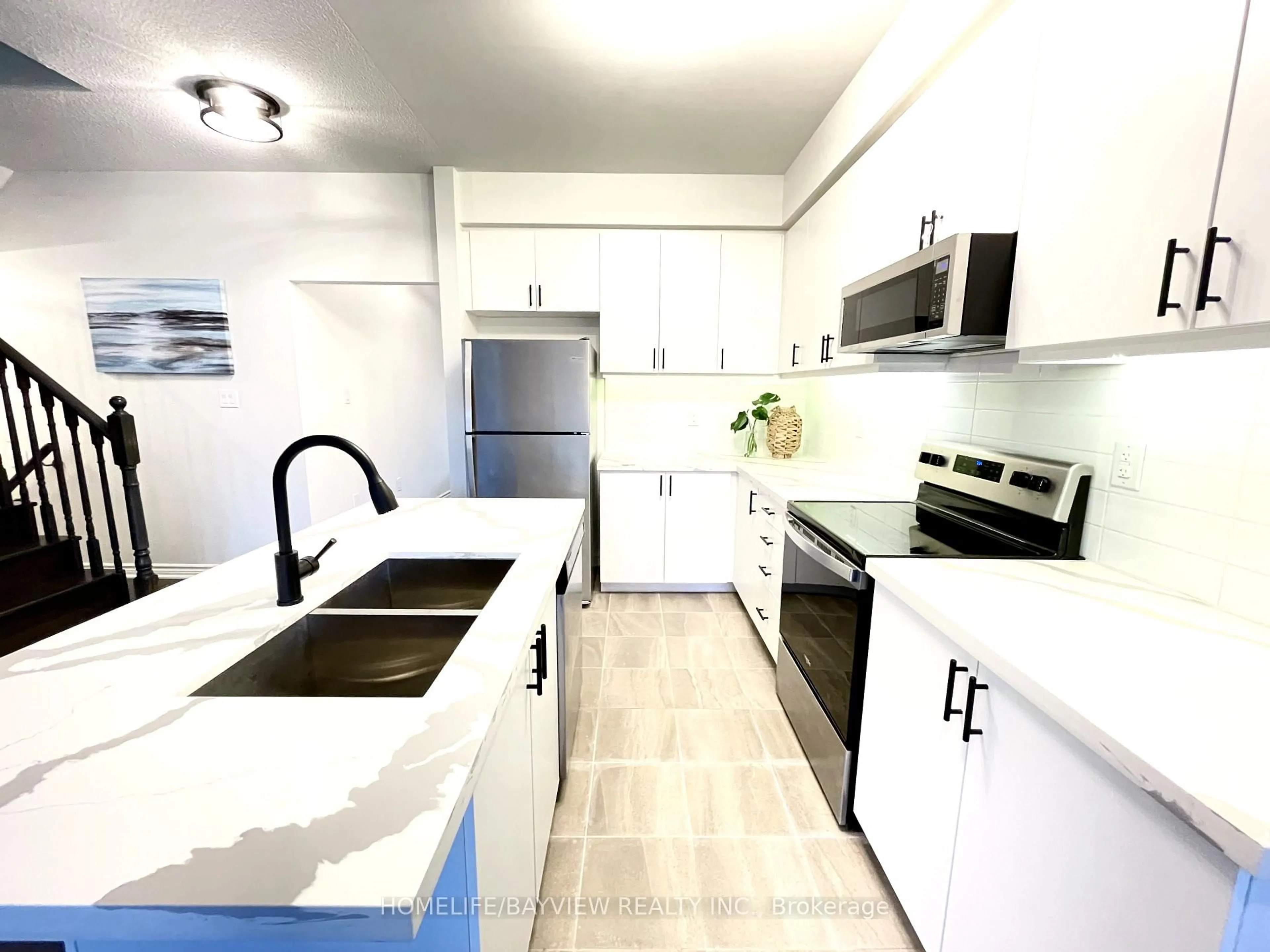 Contemporary kitchen, ceramic/tile floor for 128 Village Gate Dr, Wasaga Beach Ontario L9Z 0J7