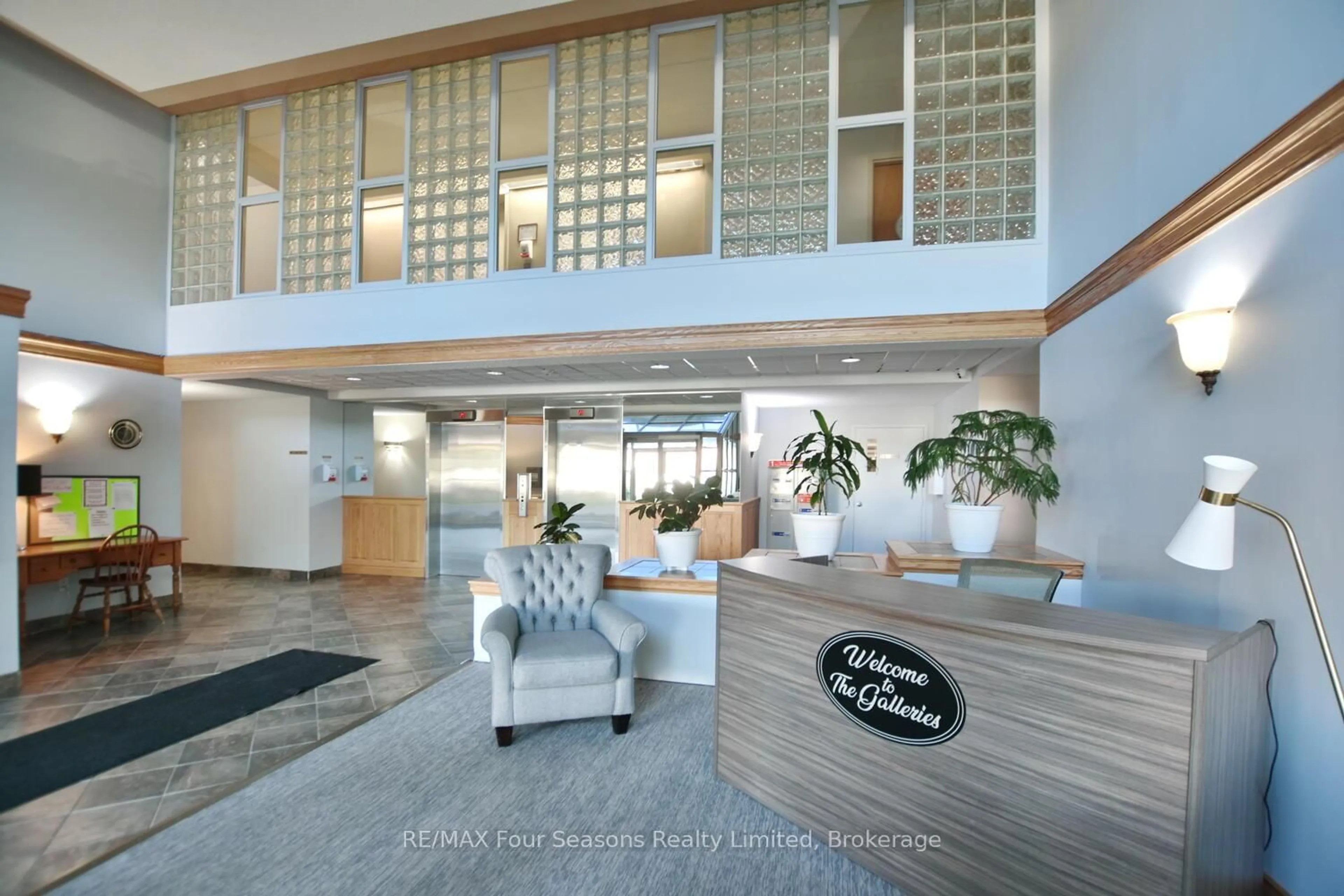 Lobby for 172 Eighth St #505, Collingwood Ontario L9Y 4T2