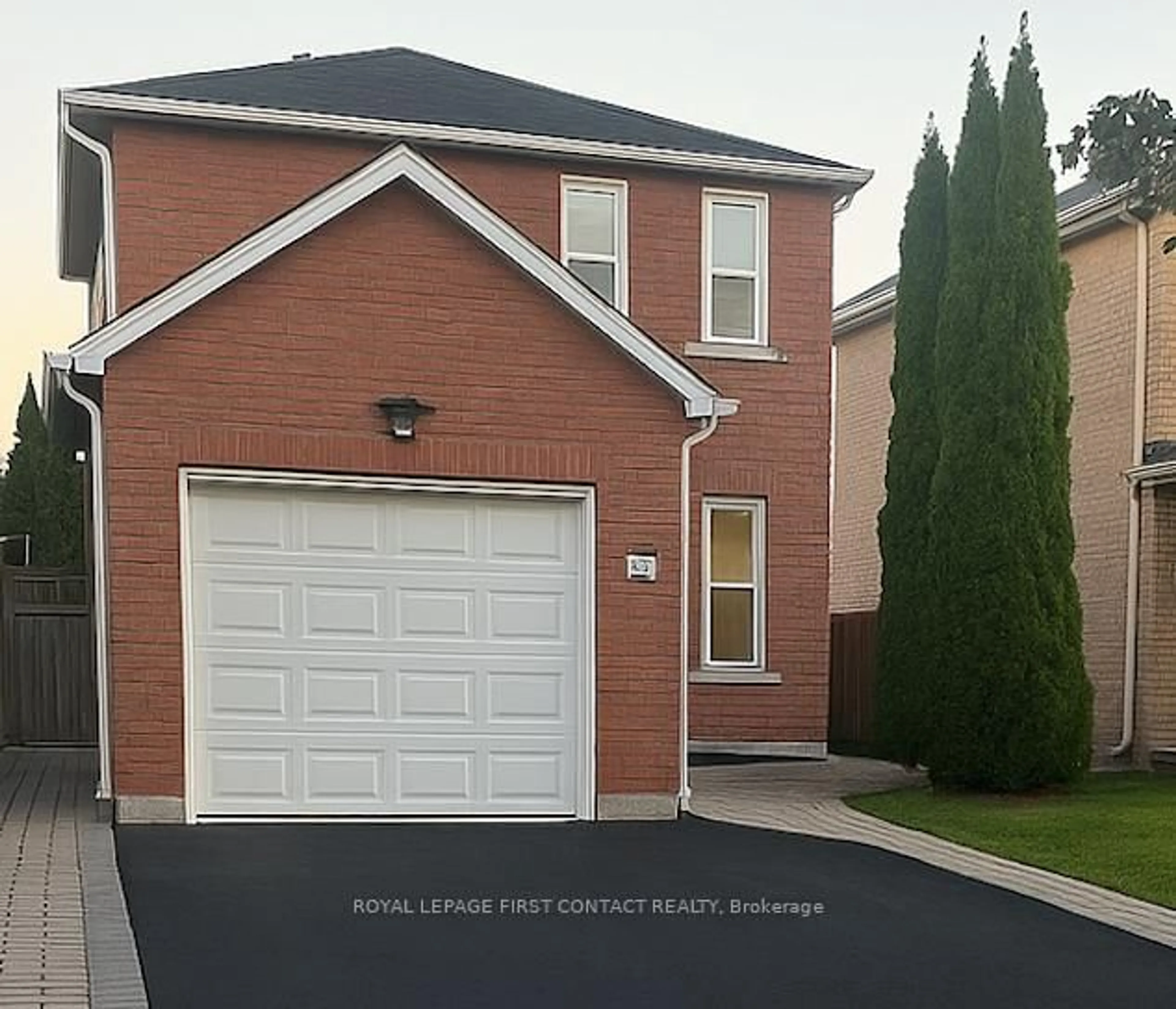 Home with brick exterior material, street for 43 Delaney Cres, Barrie Ontario L4N 7C4