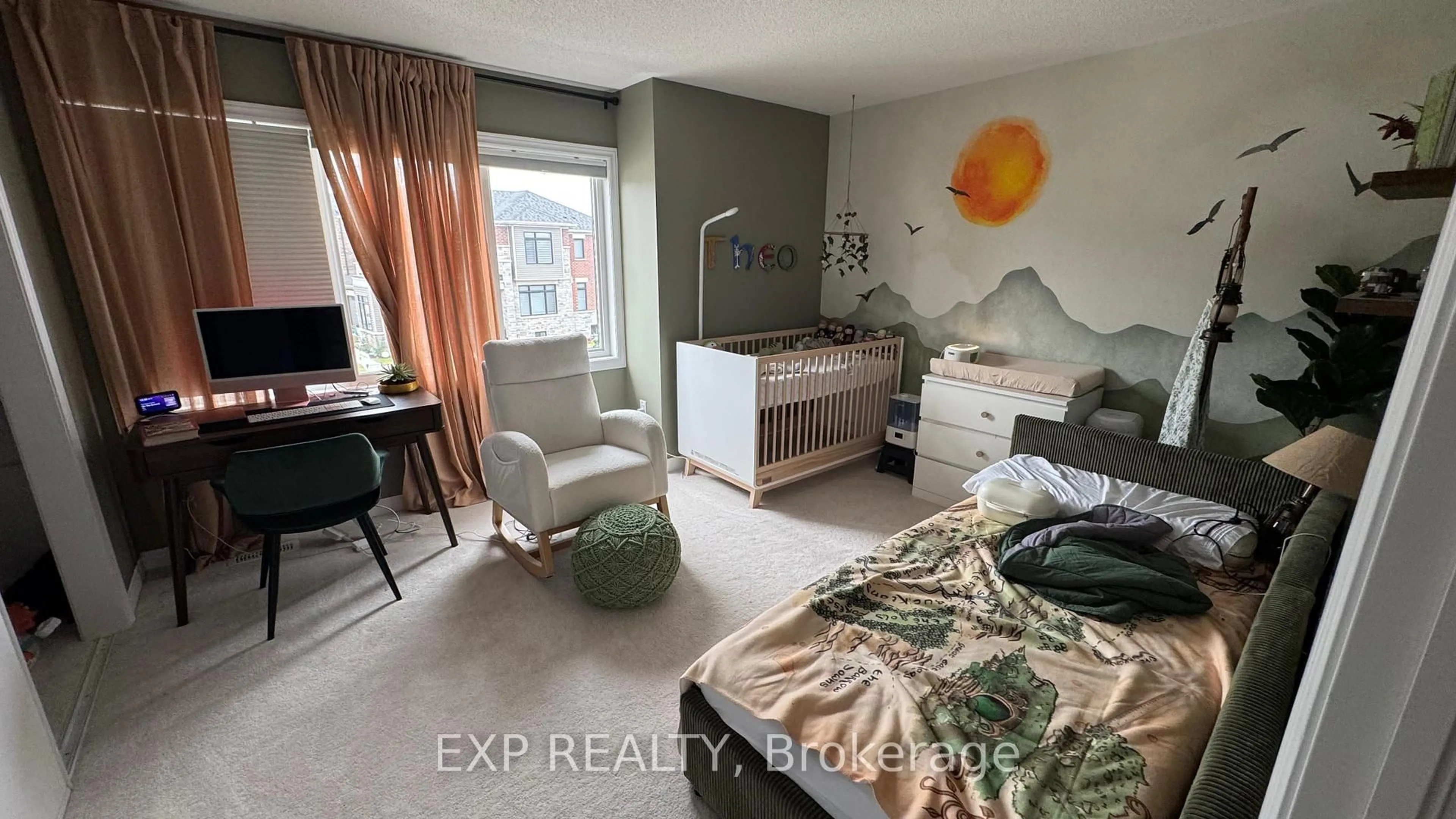 A pic of a room for 17 Abbey Cres, Barrie Ontario L9J 0W9