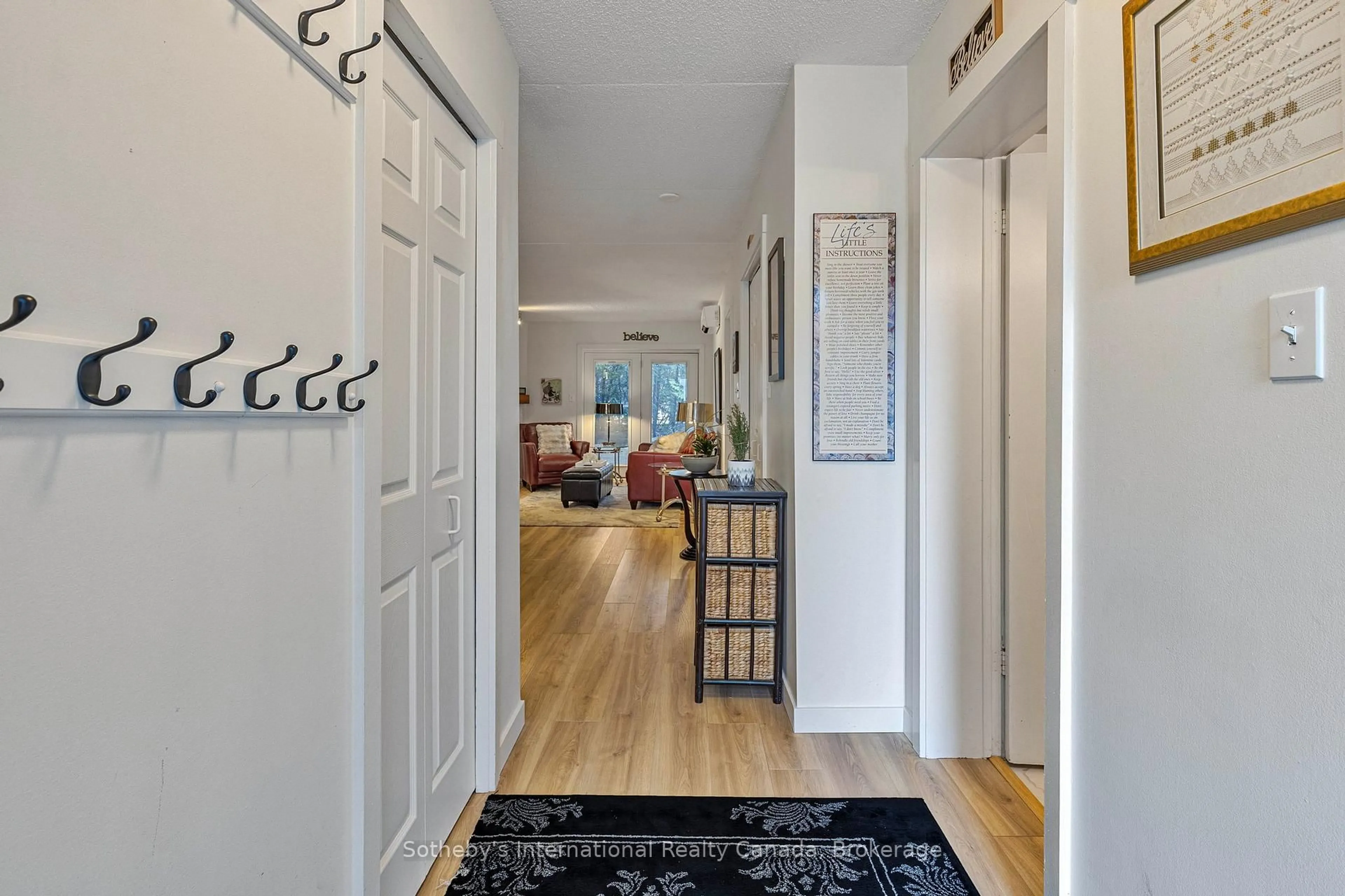Indoor entryway for 49 TROTT Blvd #181, Collingwood Ontario L9Y 5B8