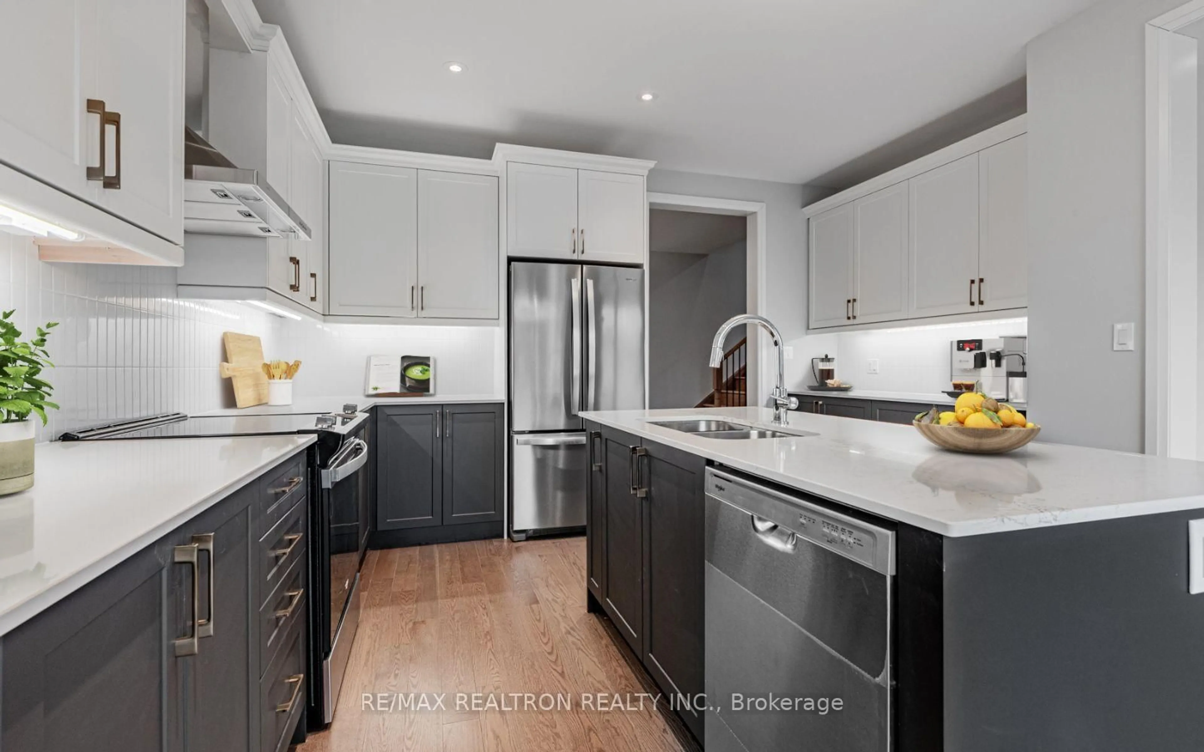 Contemporary kitchen, ceramic/tile floor for 34 Sweet Cicely St, Springwater Ontario L9X 2C7