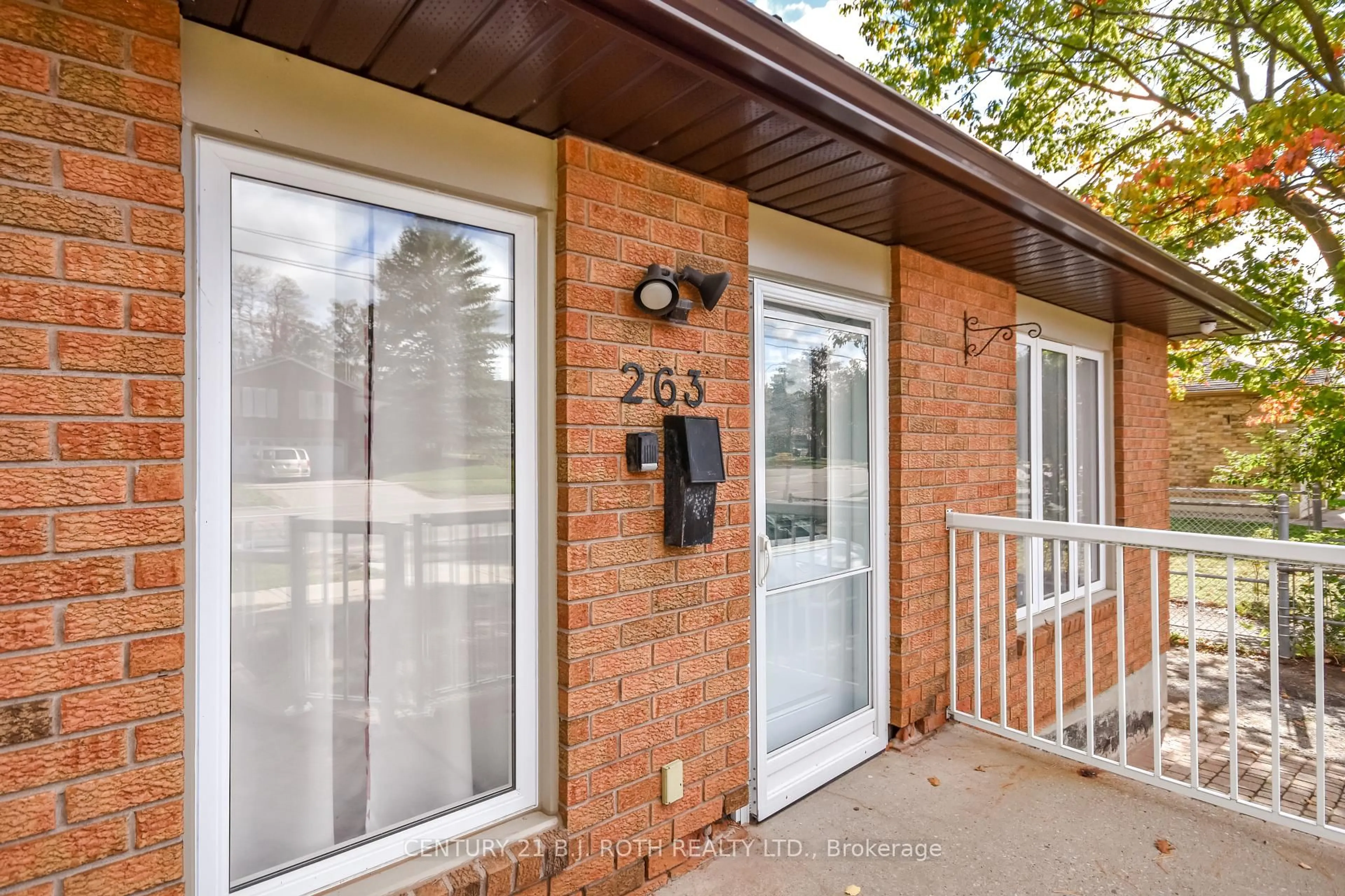 Home with brick exterior material, street for 263 Anne St, Barrie Ontario L4N 4Y1