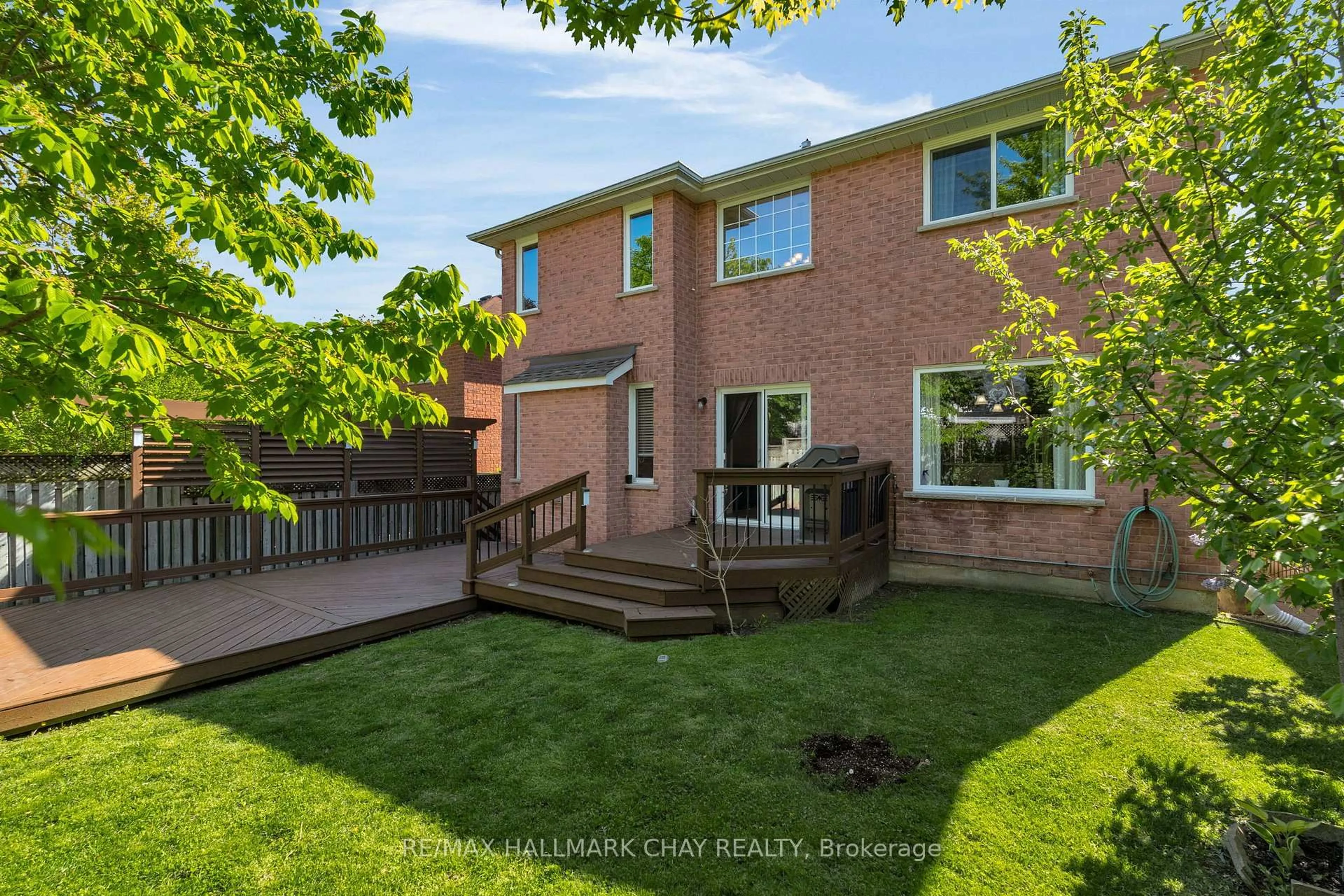 Unknown for 3 Meyer Ave, Barrie Ontario L4M 6X2