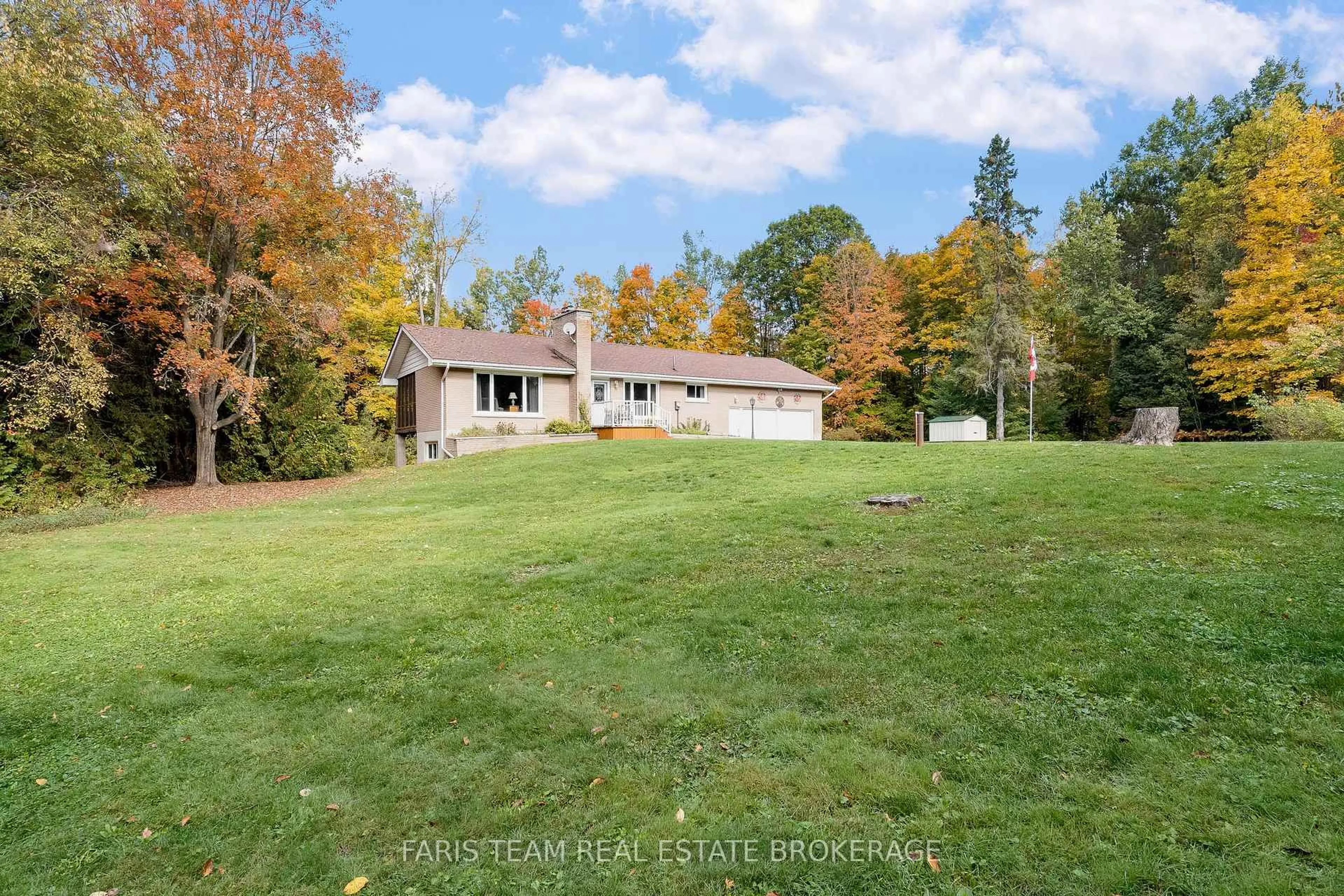 A pic from outside/outdoor area/front of a property/back of a property/a pic from drone, water/lake/river/ocean view for 2826 Horseshoe Valley Rd, Springwater Ontario L0L 2K0