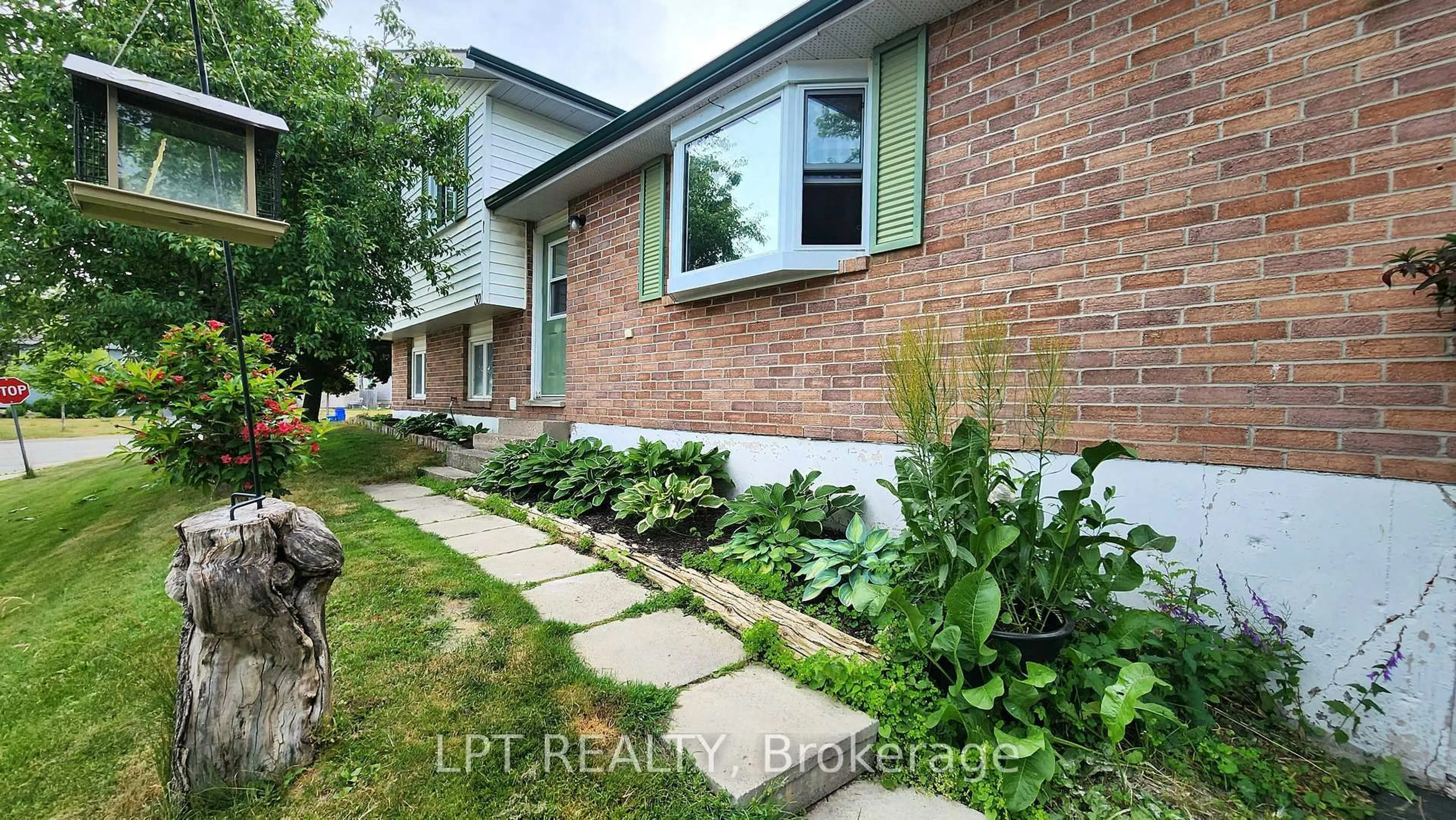 Home with brick exterior material, street for 30 Mcconkey Pl, Barrie Ontario L4N 6H1