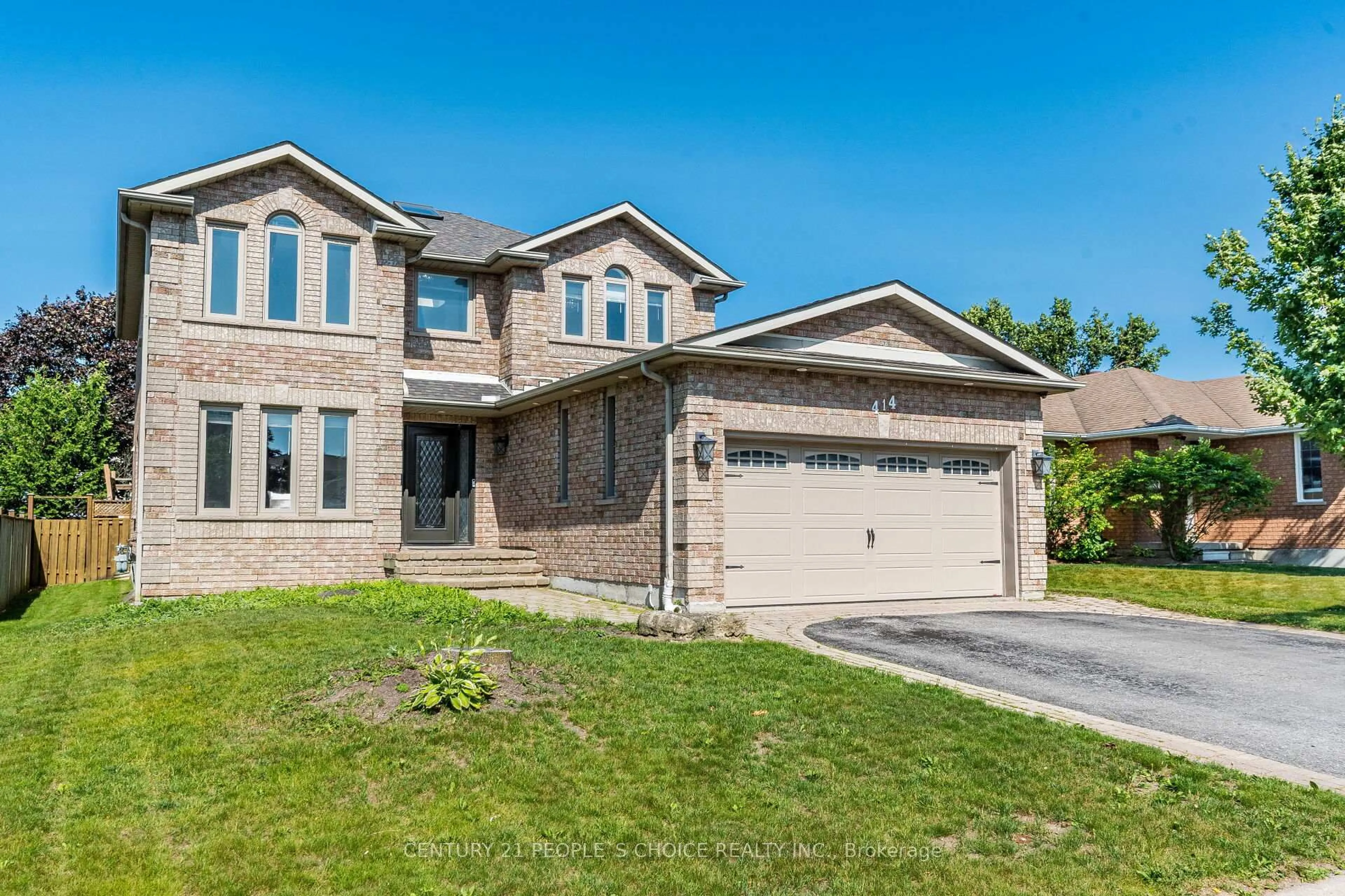 Home with brick exterior material, street for 414 Cundles Rd, Barrie Ontario L4N 7C2