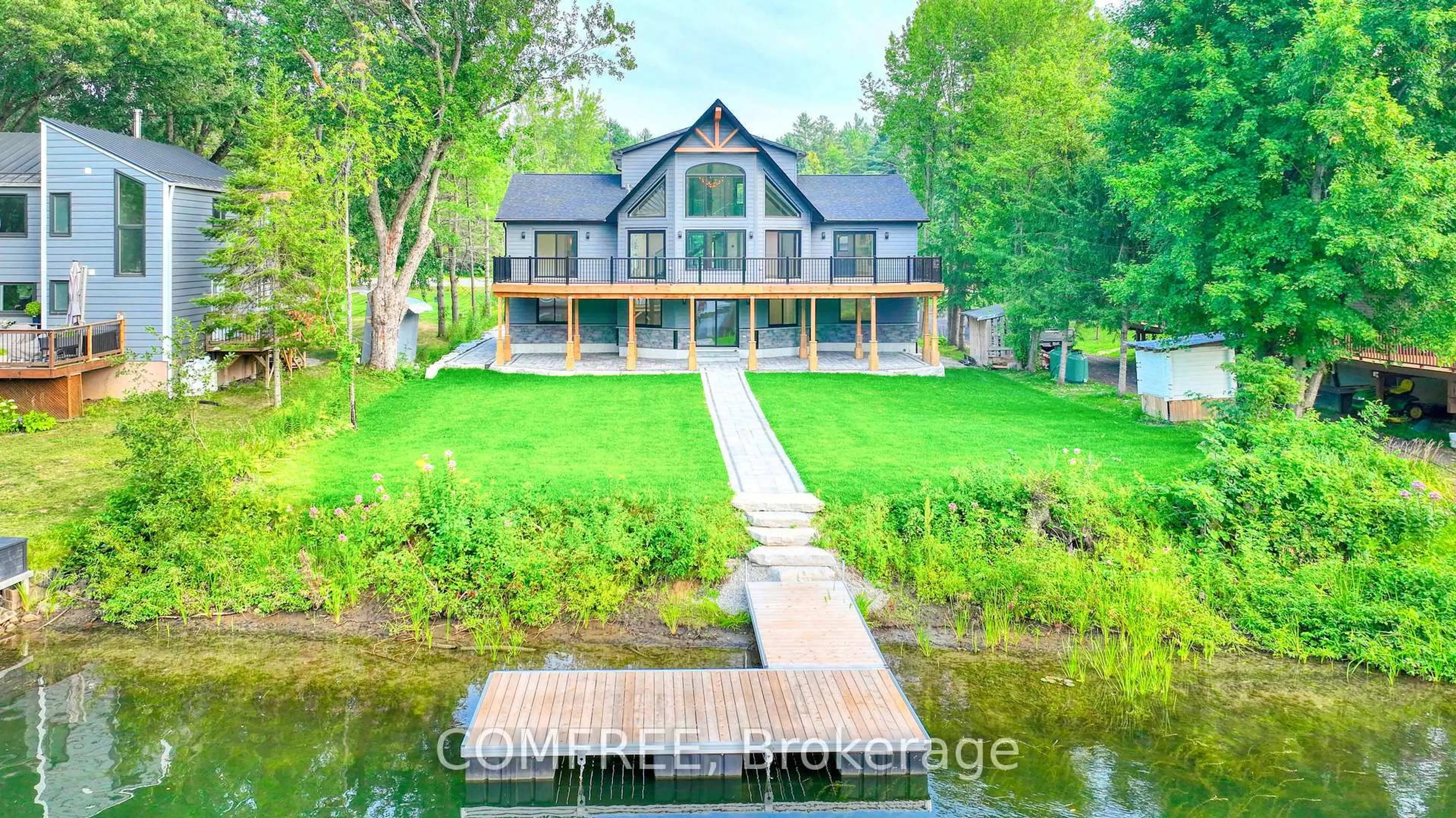 A pic from outside/outdoor area/front of a property/back of a property/a pic from drone, water/lake/river/ocean view for 4608 Trent Tr, Severn Ontario L0K 2B0