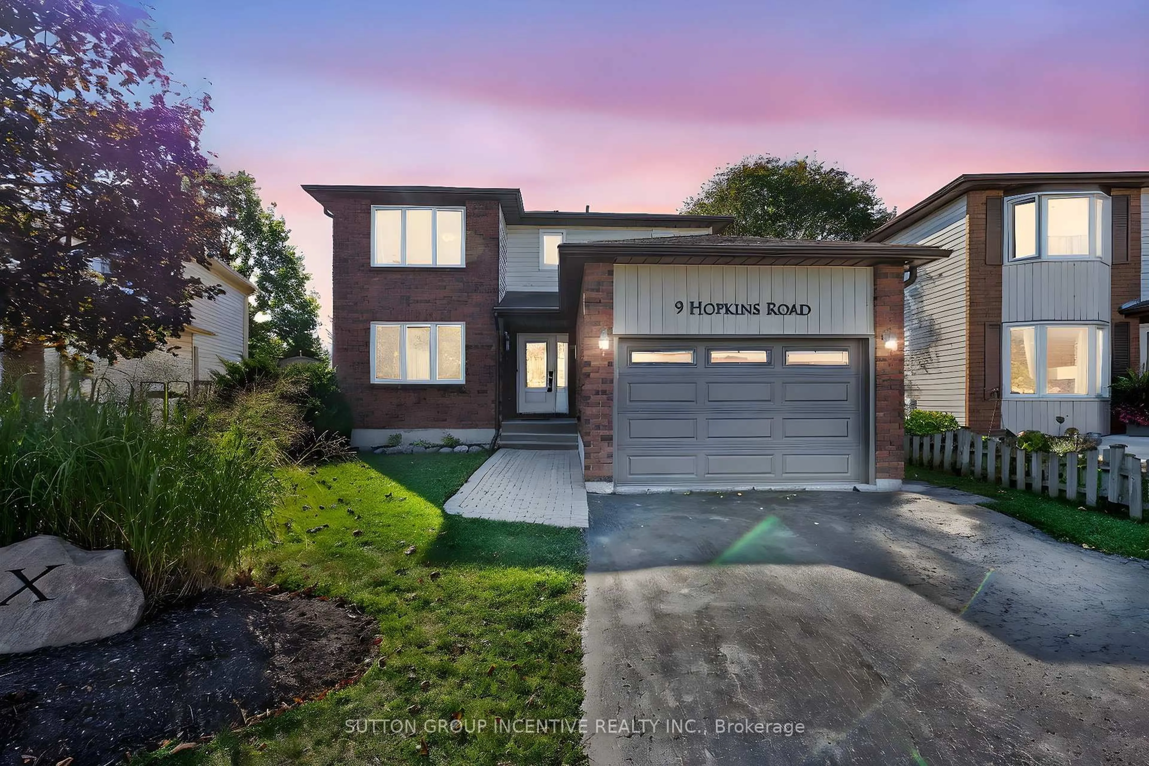 Home with brick exterior material, street for 9 Hopkins Rd, Barrie Ontario L4M 5X8