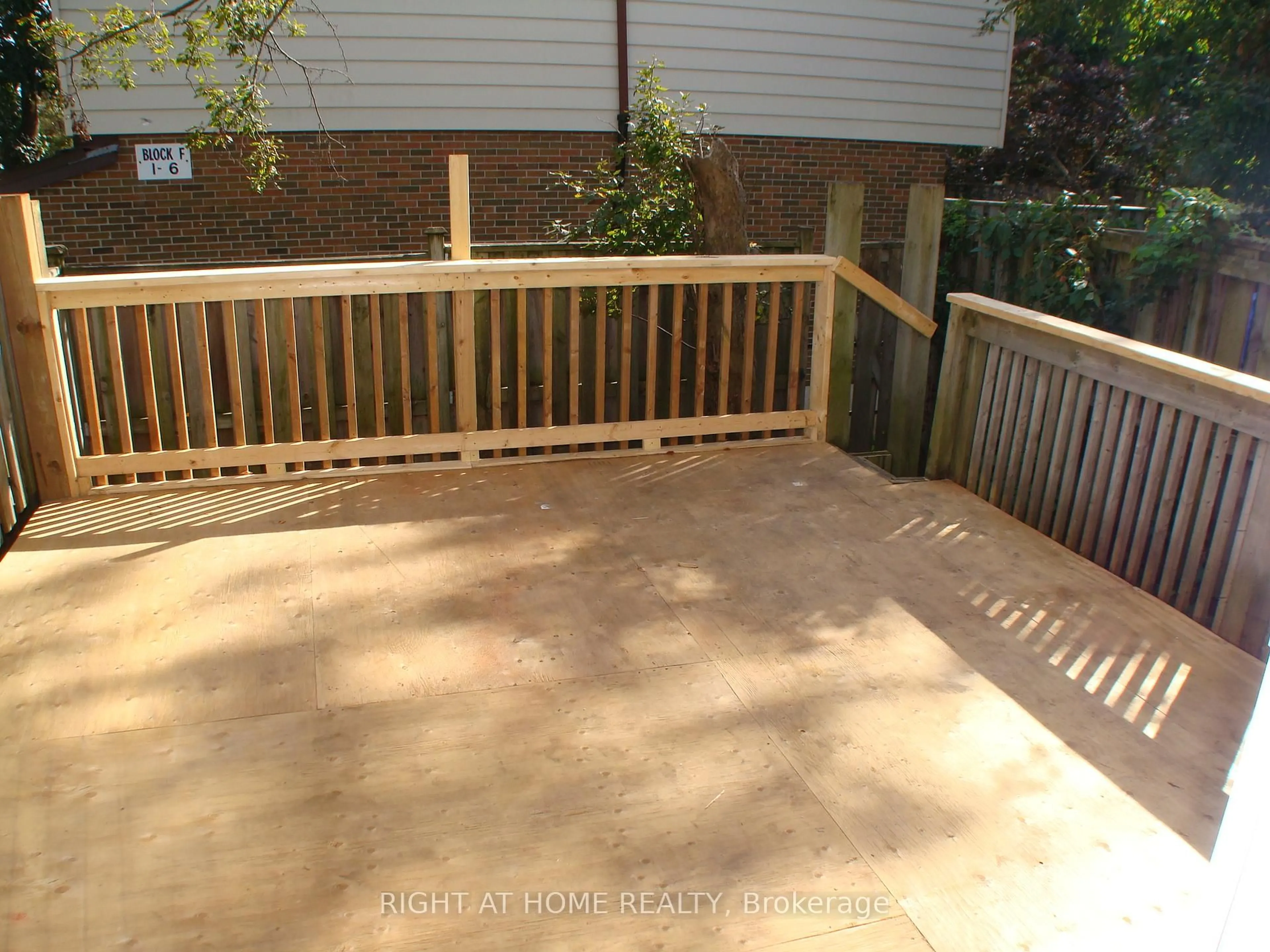 Patio, street for 63 Ferris Lane #E3, Barrie Ontario L4M 5C4