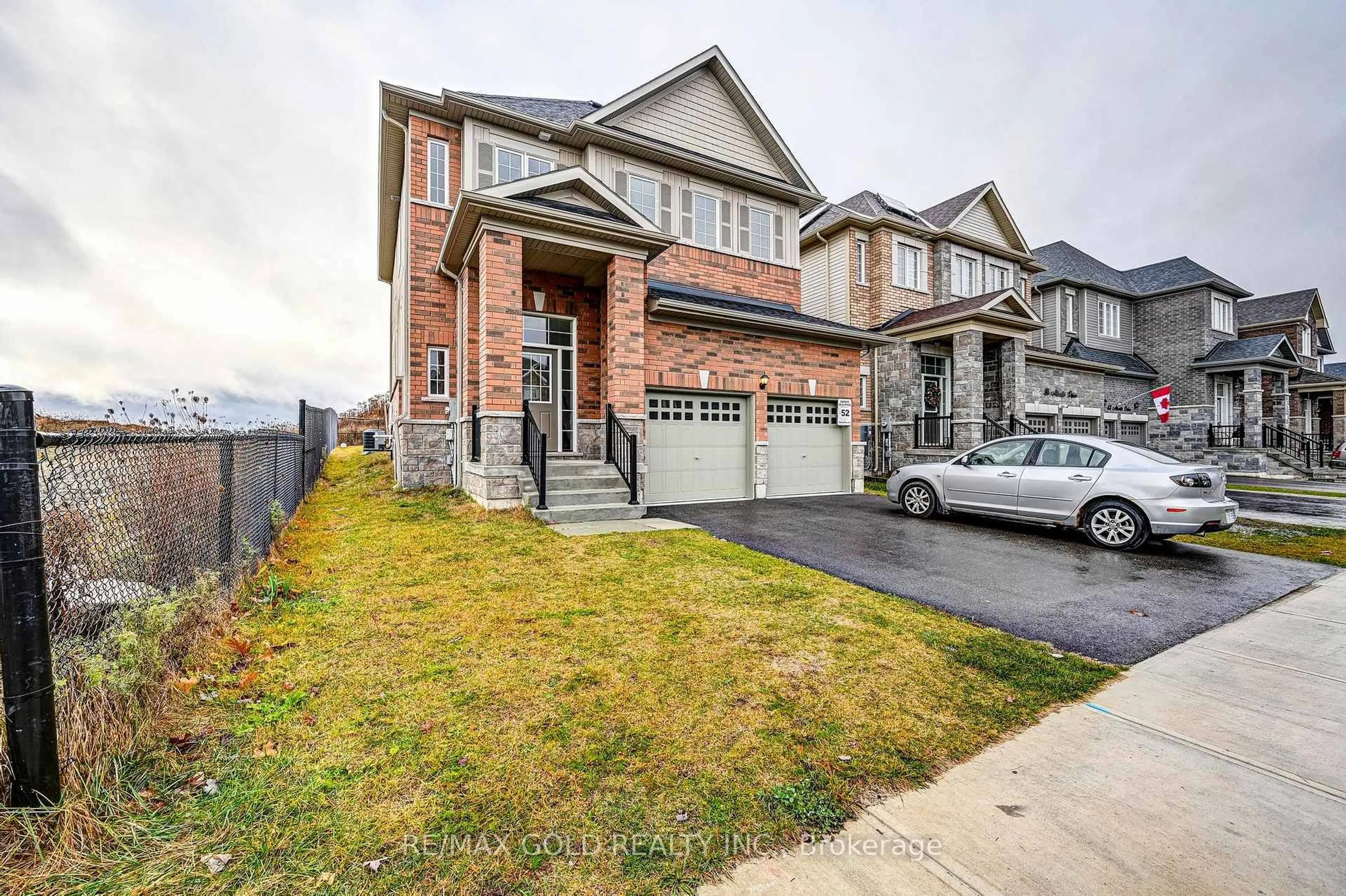 Home with brick exterior material, street for 84 Atlantis Dr, Orillia Ontario L3V 8L4