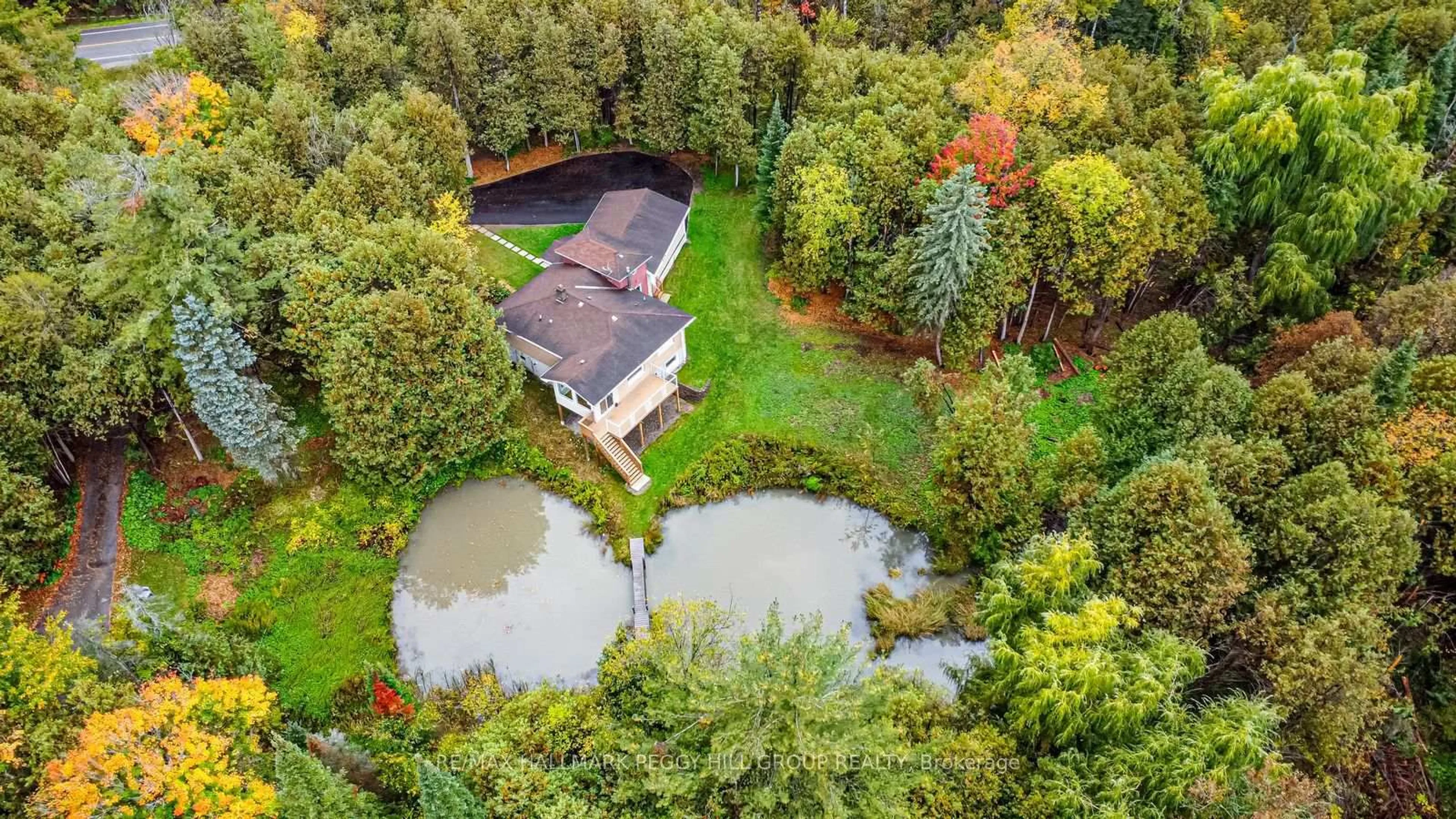 A pic from outside/outdoor area/front of a property/back of a property/a pic from drone, water/lake/river/ocean view for 537 Huronia Rd, Barrie Ontario L4N 8X3