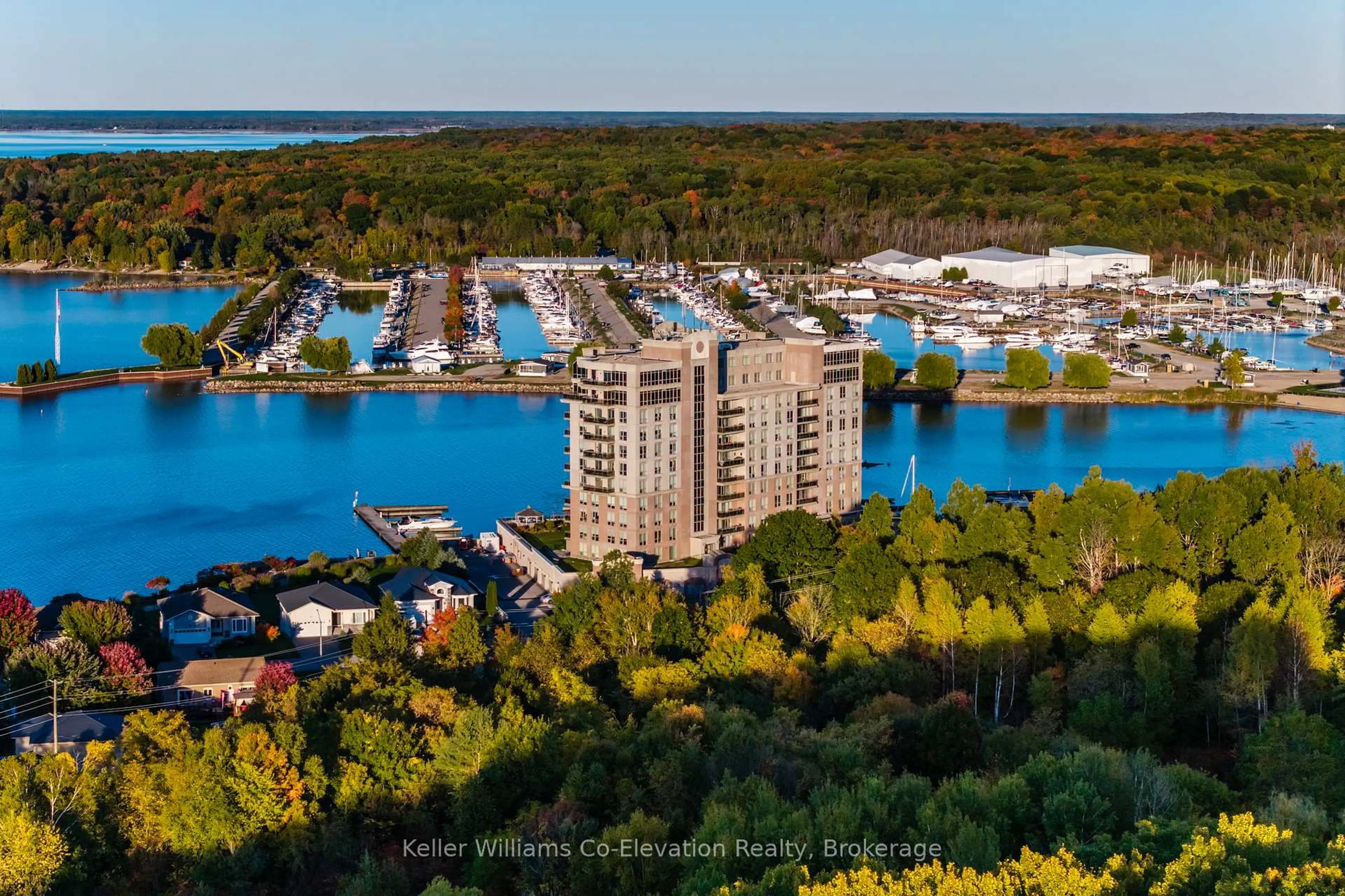 A pic from outside/outdoor area/front of a property/back of a property/a pic from drone, water/lake/river/ocean view for 699 Aberdeen Blvd #LPH01, Midland Ontario L4R 5P2