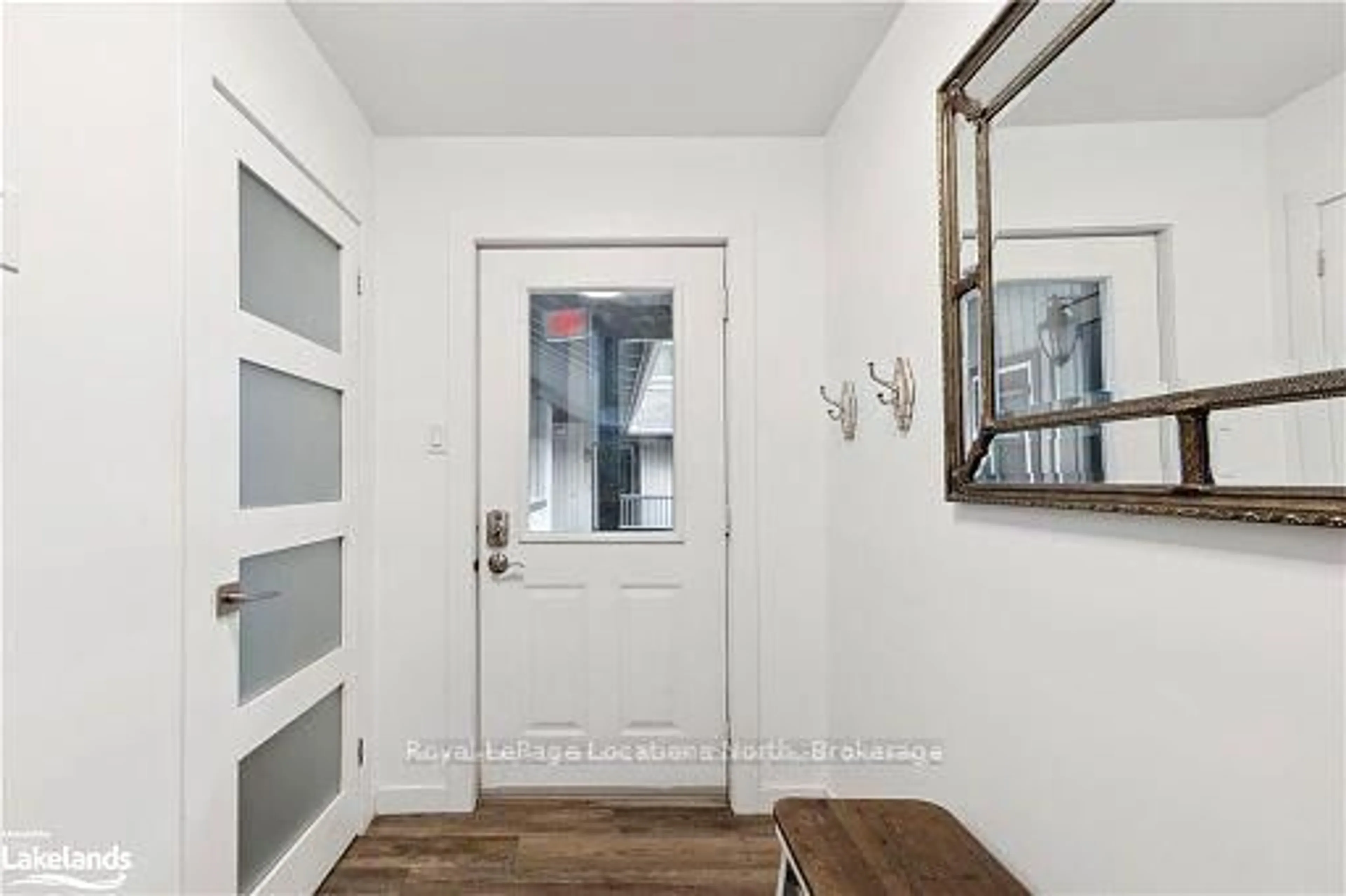 Indoor entryway for 784 JOHNSTON PARK Ave, Collingwood Ontario L9Y 5C7