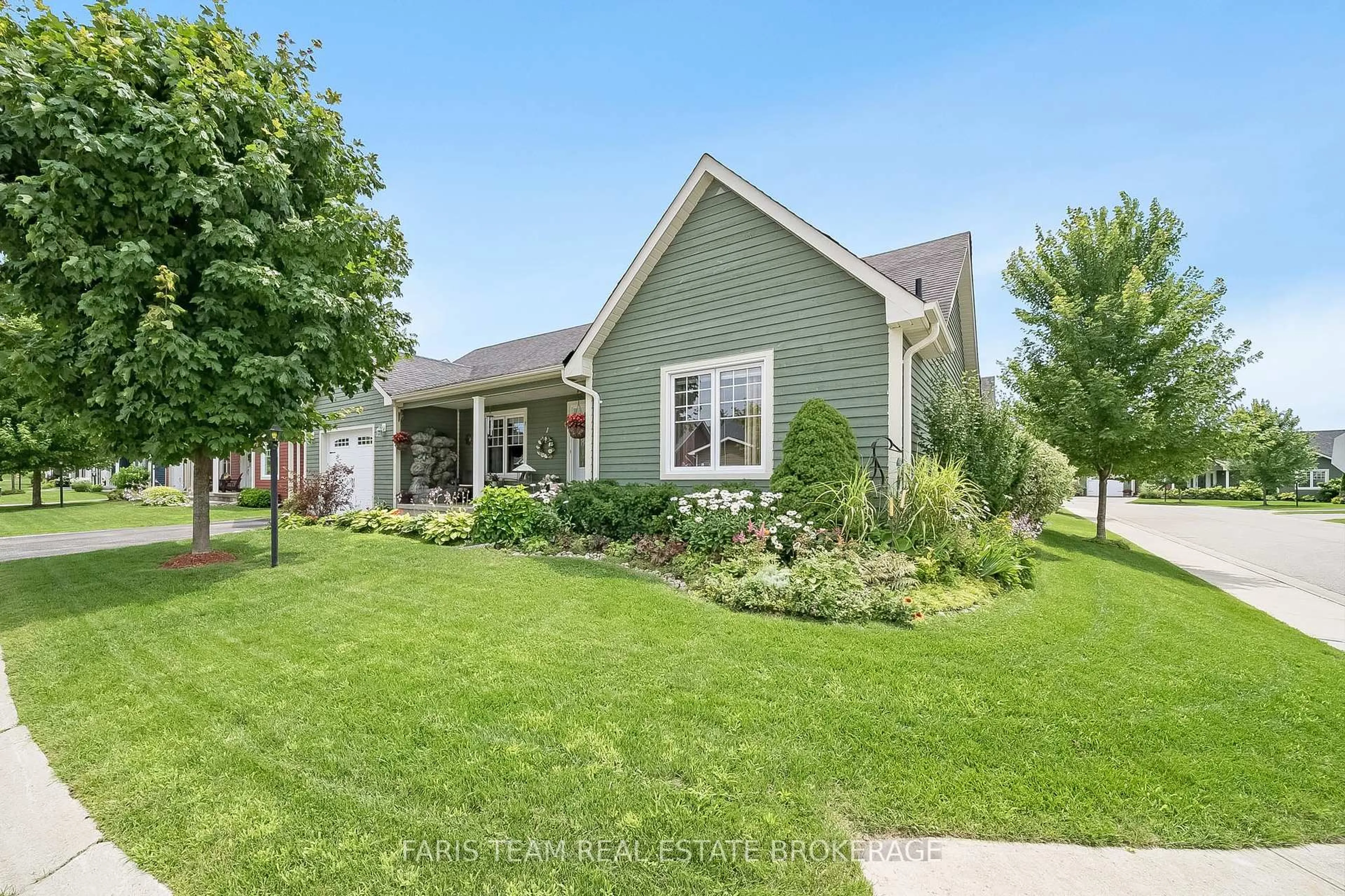 Unknown for 1 Bay Moorings Blvd, Penetanguishene Ontario L9M 1E7
