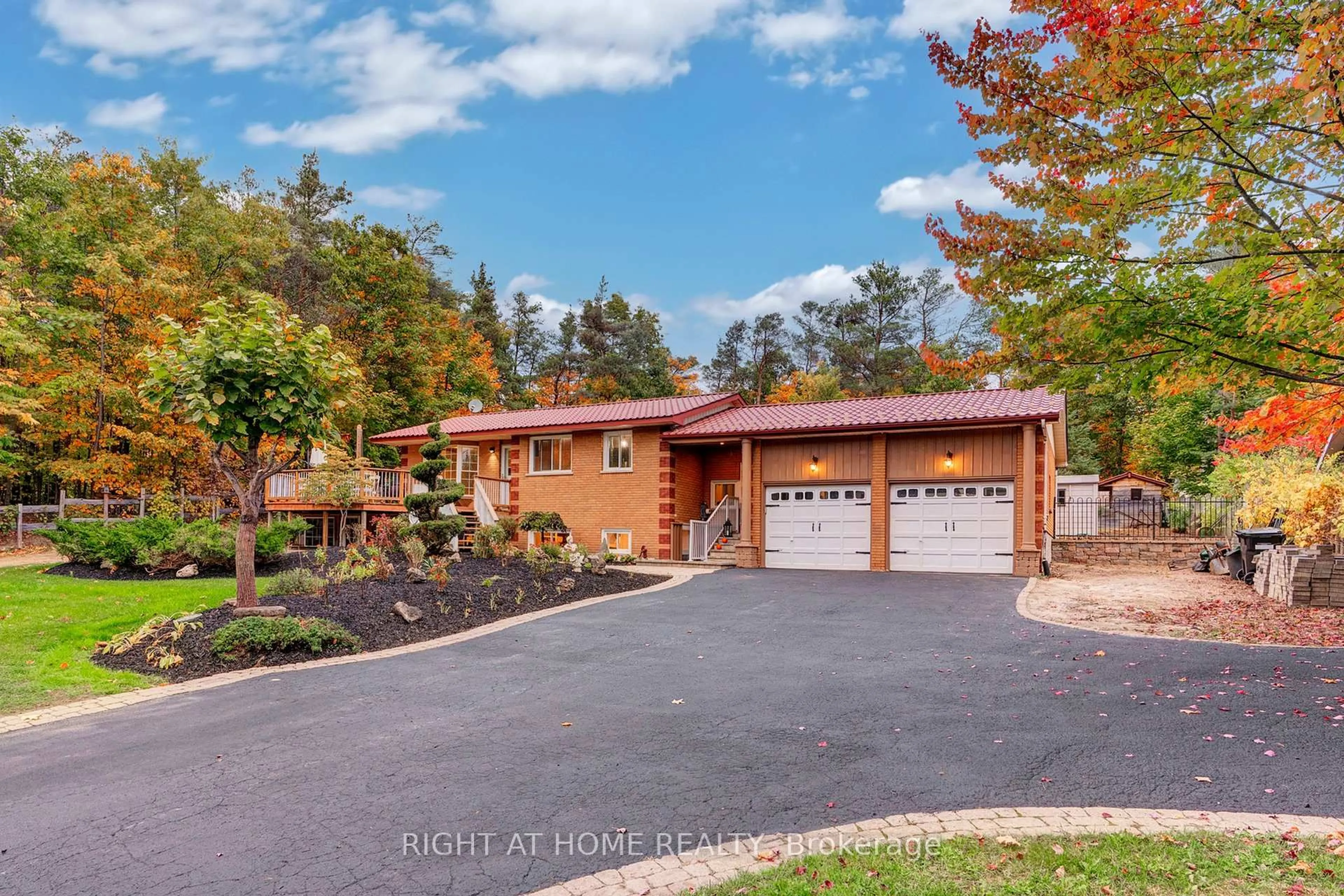 Home with brick exterior material, unknown for 1243 Crossland Rd, Springwater Ontario L9X 1B3