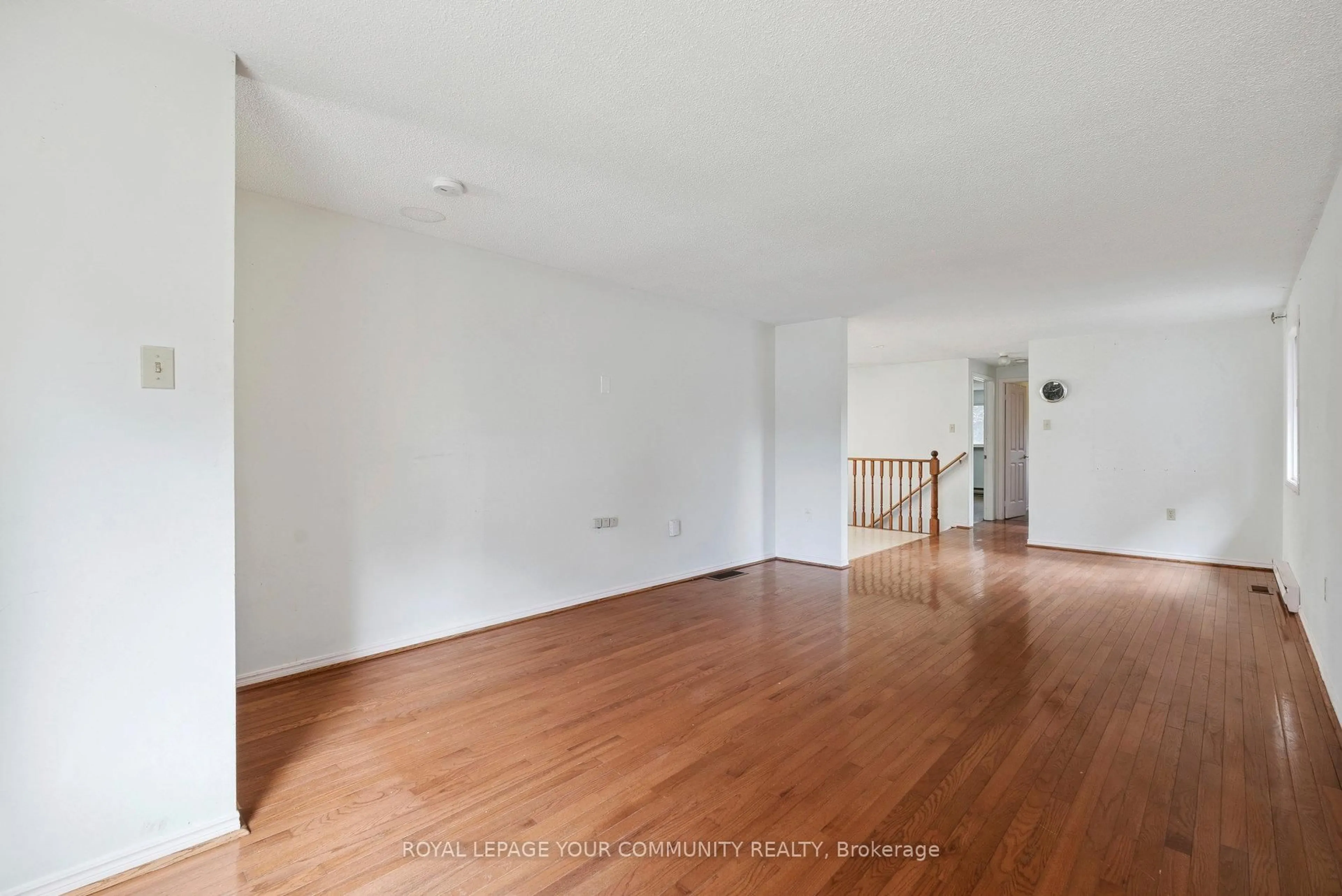 A pic of a room for 71 Geddes Cres, Barrie Ontario L4N 7B1
