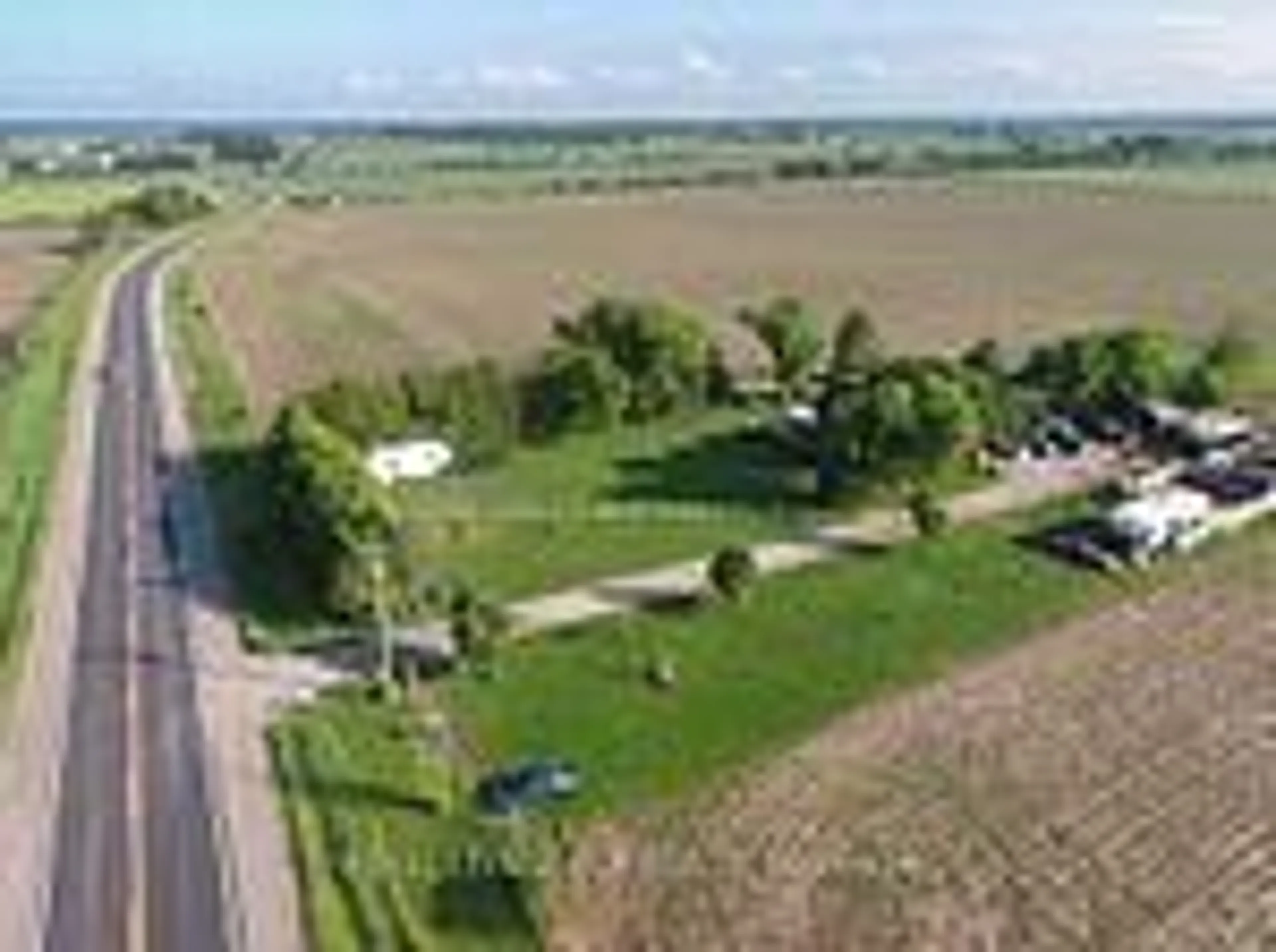 A pic from outside/outdoor area/front of a property/back of a property/a pic from drone, street for 2606 Crossland Rd, Springwater Ontario L0L 1P0
