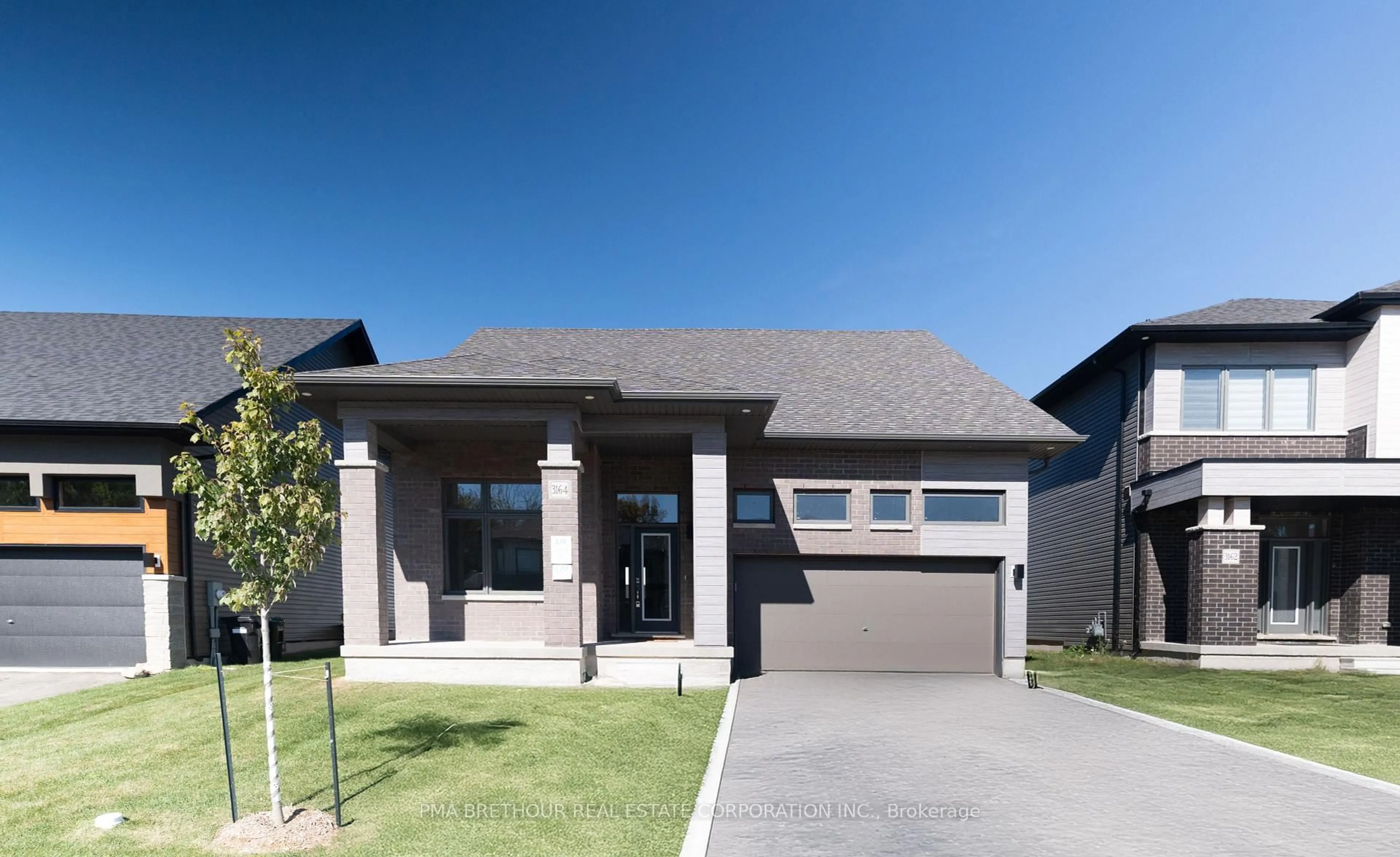 Home with brick exterior material, street for 3164 Searidge St, Severn Ontario L3V 0Y4