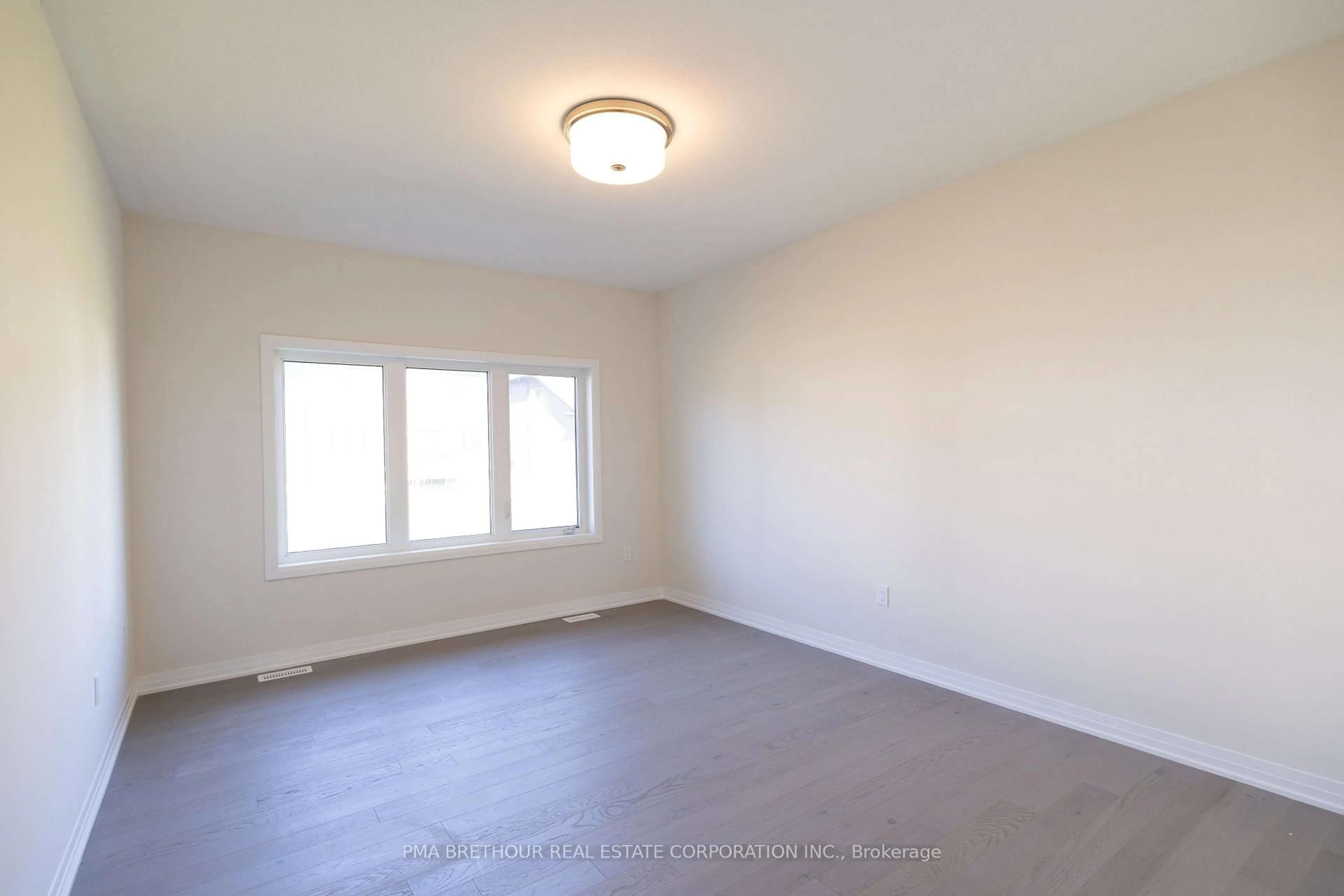 A pic of a room for 3164 Searidge St, Severn Ontario L3V 0Y4