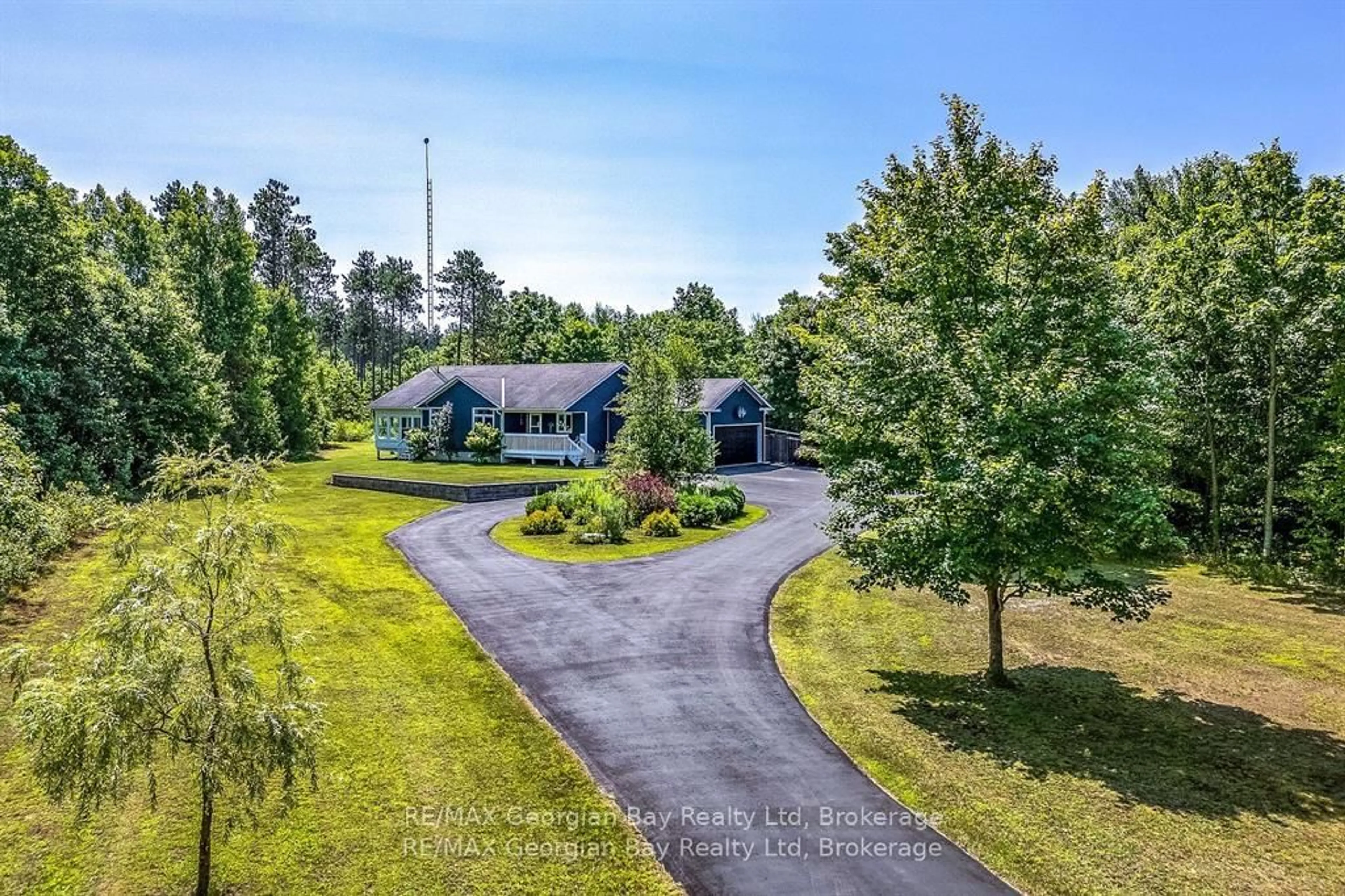 A pic from outside/outdoor area/front of a property/back of a property/a pic from drone, unknown for 63 Concession 9 East Concession, Tiny Ontario L0L 2J0