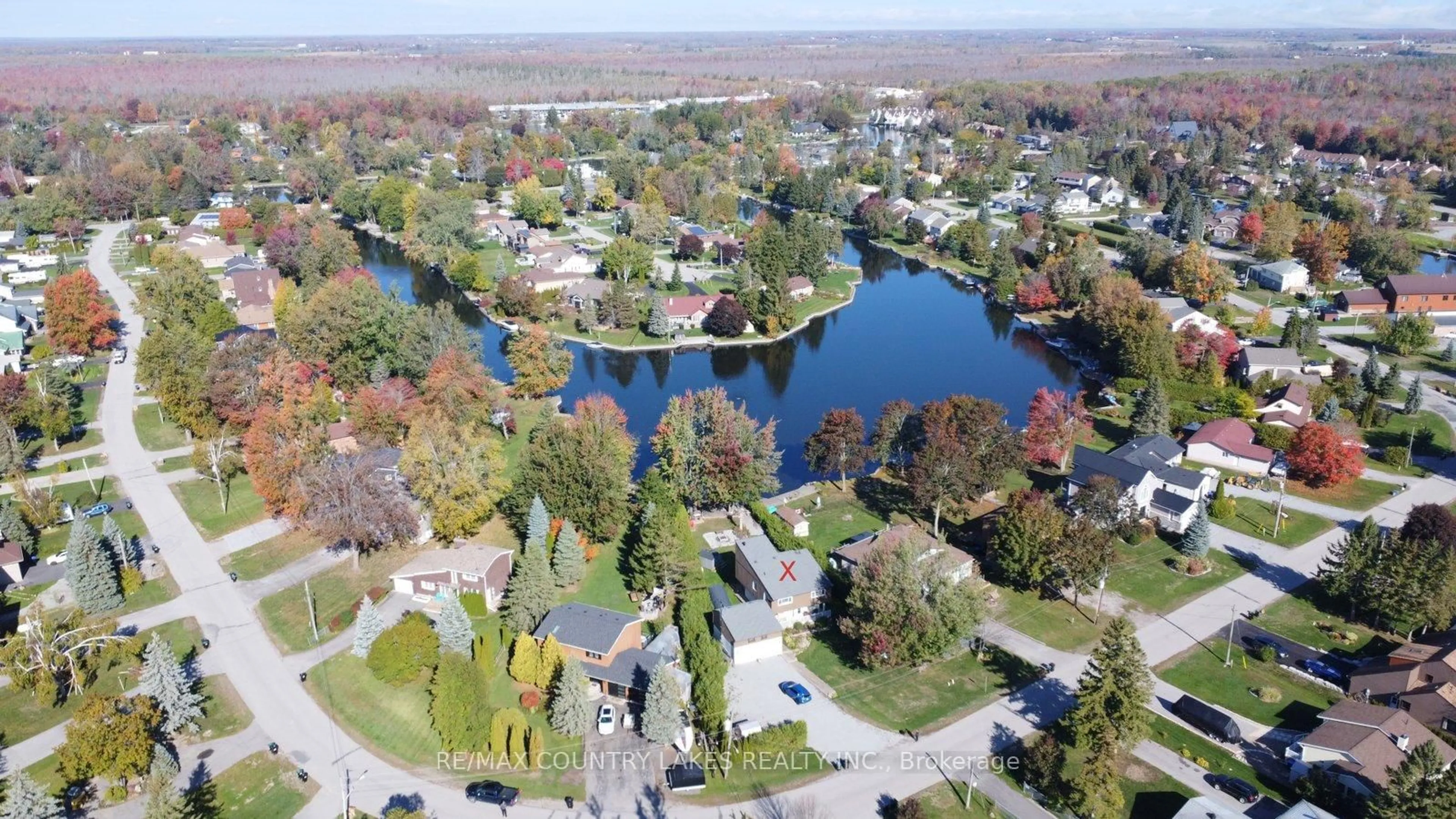A pic from outside/outdoor area/front of a property/back of a property/a pic from drone, water/lake/river/ocean view for 39 Turtle Path, Ramara Ontario L0K 1B0