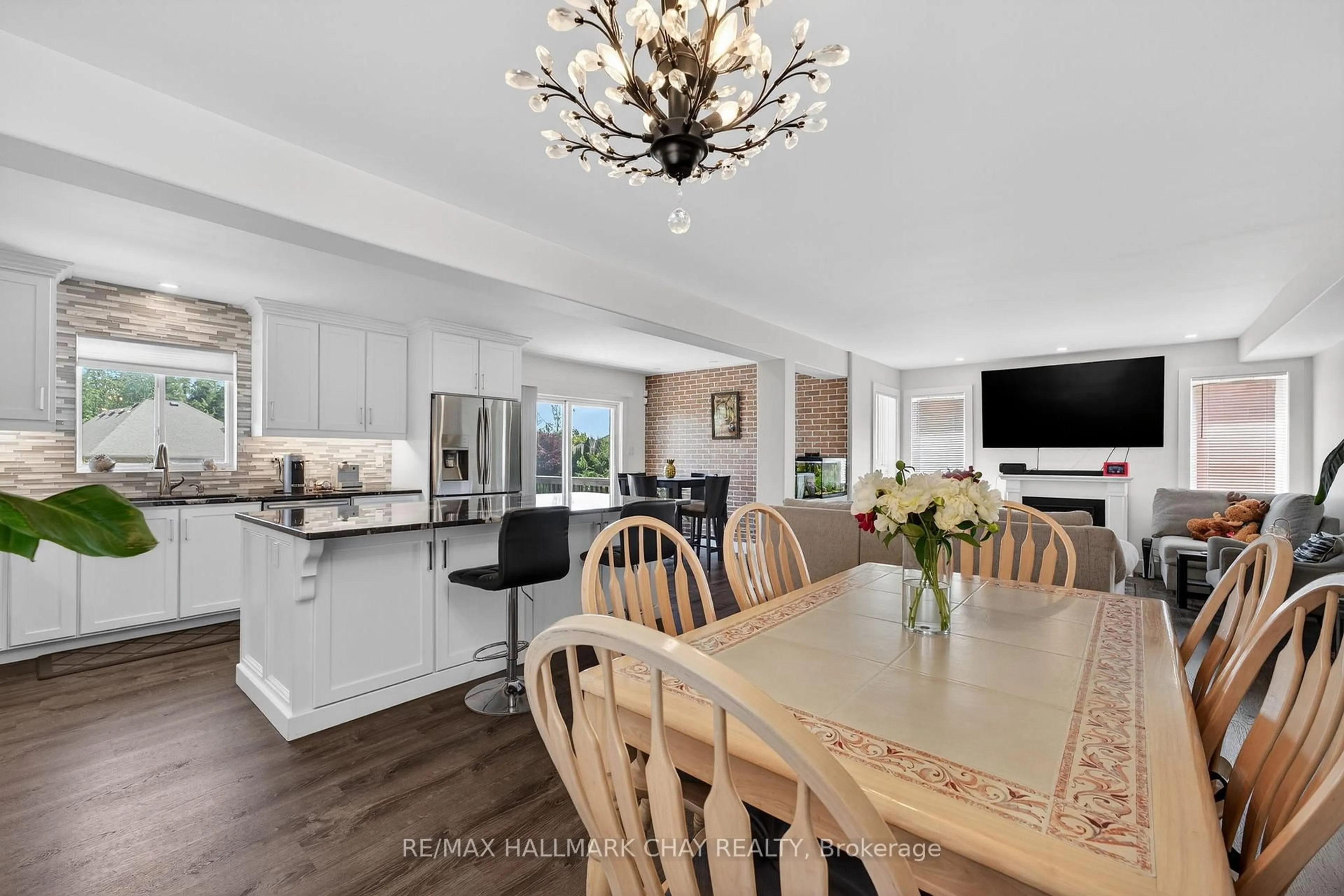 Open concept kitchen, unknown for 3159 Bass Lake Sdrd, Orillia Ontario L3V 6H2