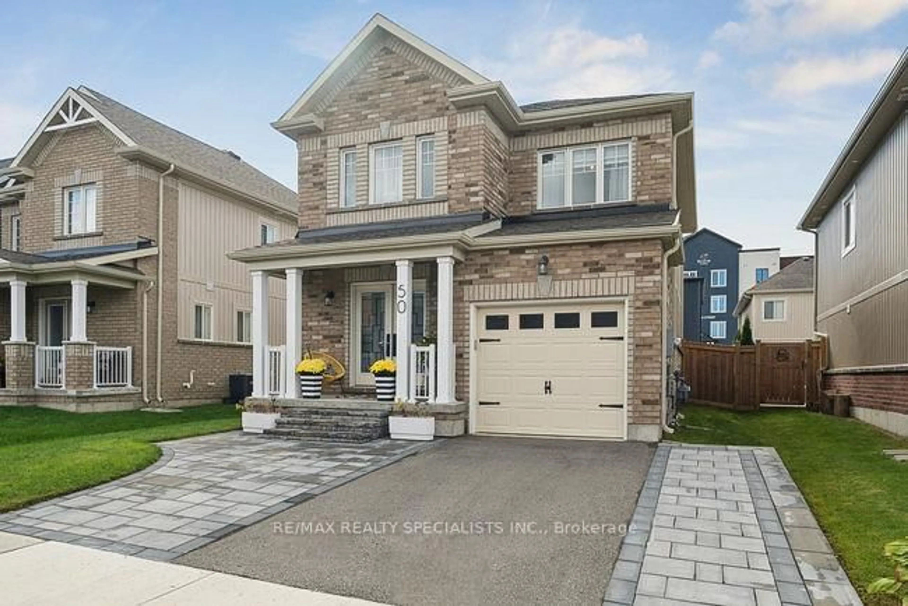 Home with brick exterior material, street for 50 Olympic Gate, Barrie Ontario L9J 0H9