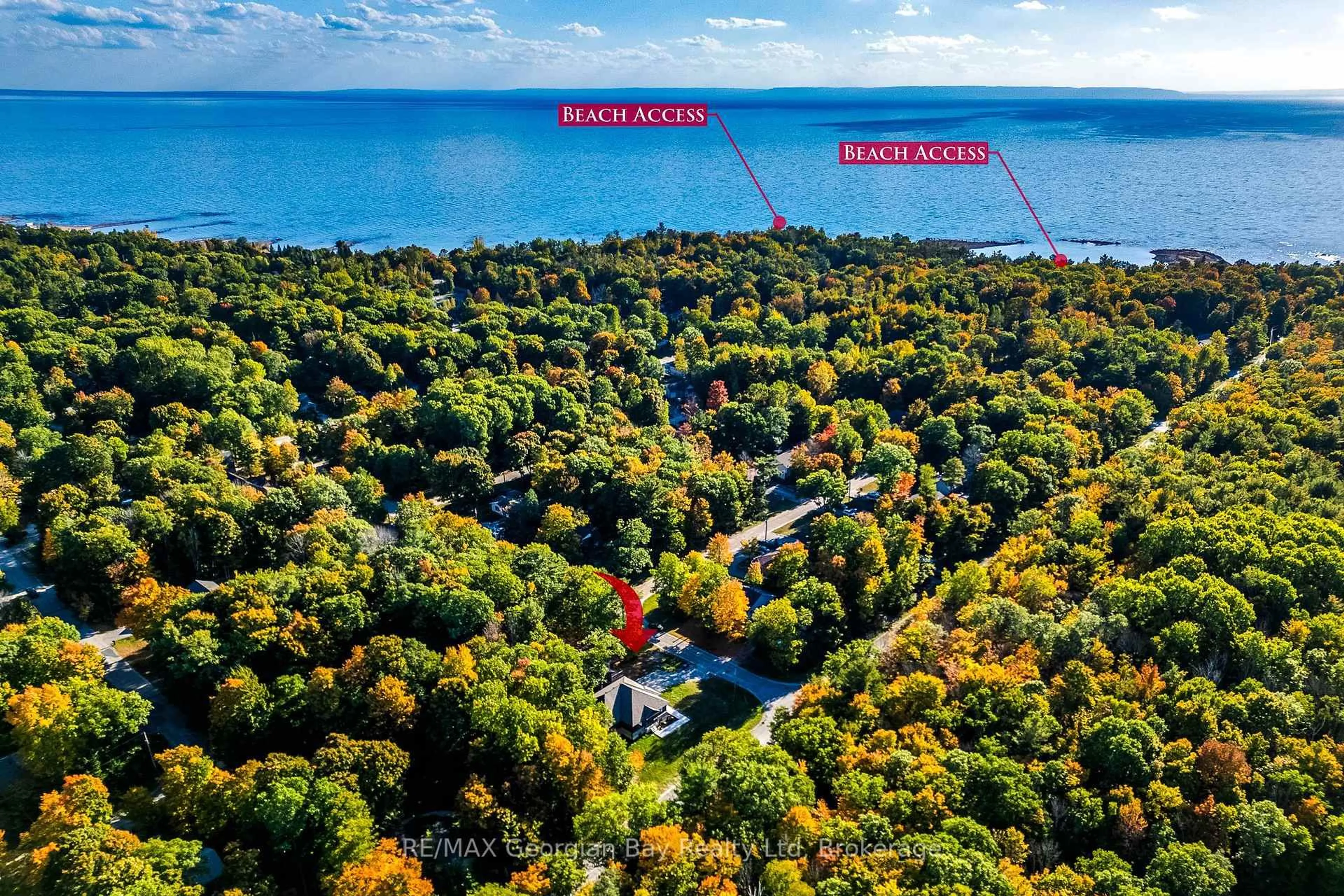 A pic from outside/outdoor area/front of a property/back of a property/a pic from drone, water/lake/river/ocean view for 29 Rue Camille Rd, Tiny Ontario L9M 1R3