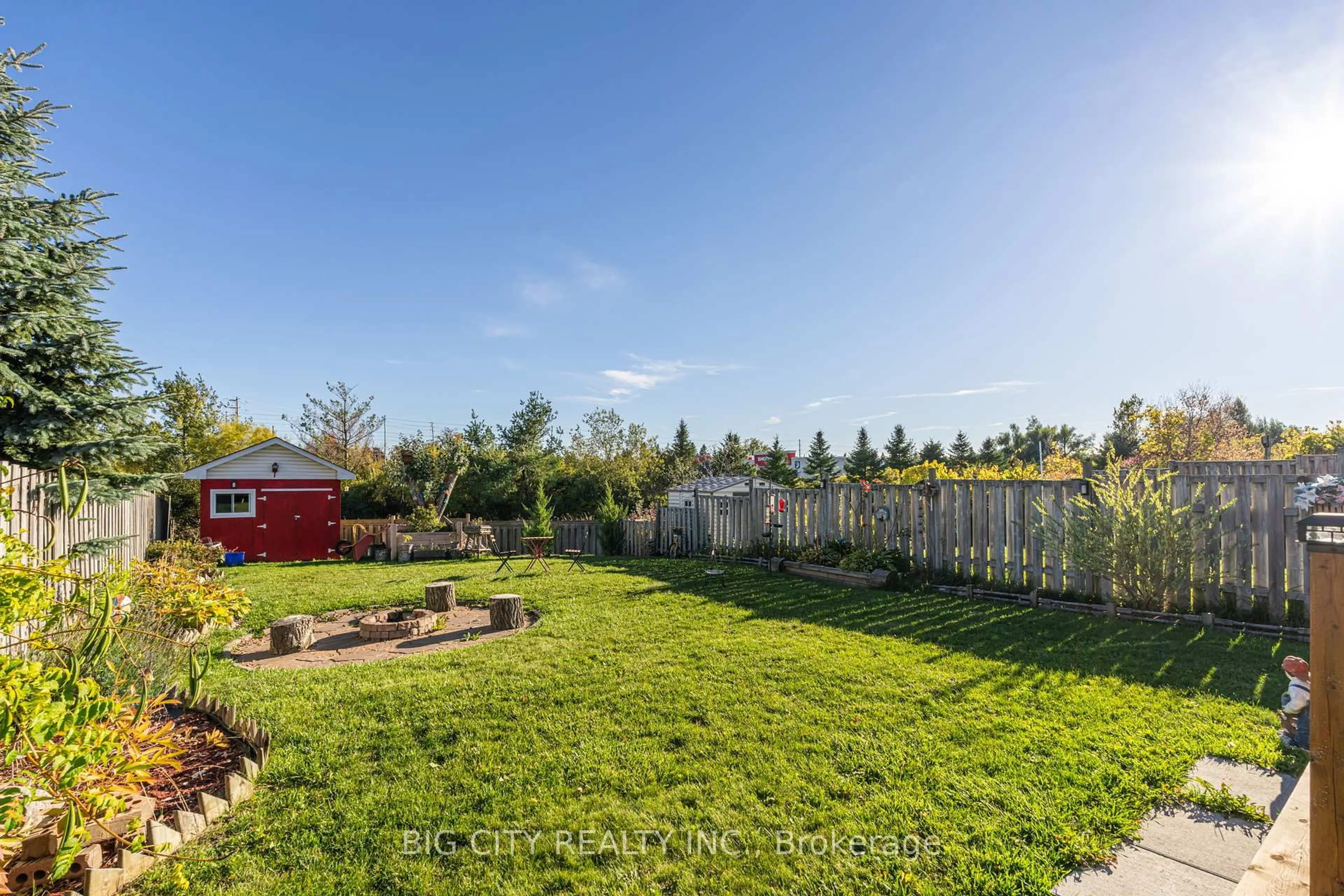 A pic from outside/outdoor area/front of a property/back of a property/a pic from drone, water/lake/river/ocean view for 87 Wessenger Dr, Barrie Ontario L4N 8P8