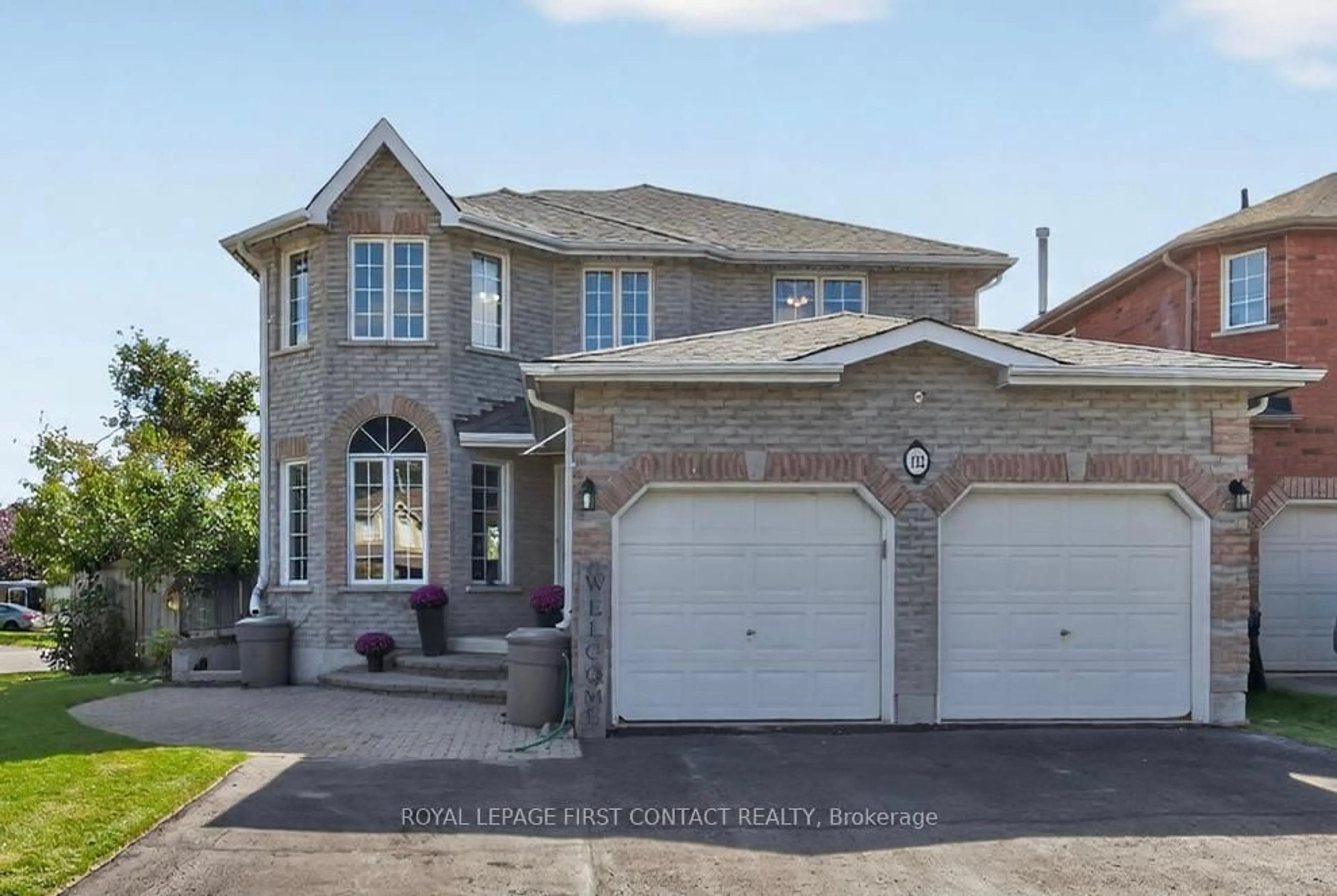 Home with brick exterior material, street for 122 Northview Cres, Barrie Ontario L4N 9T7