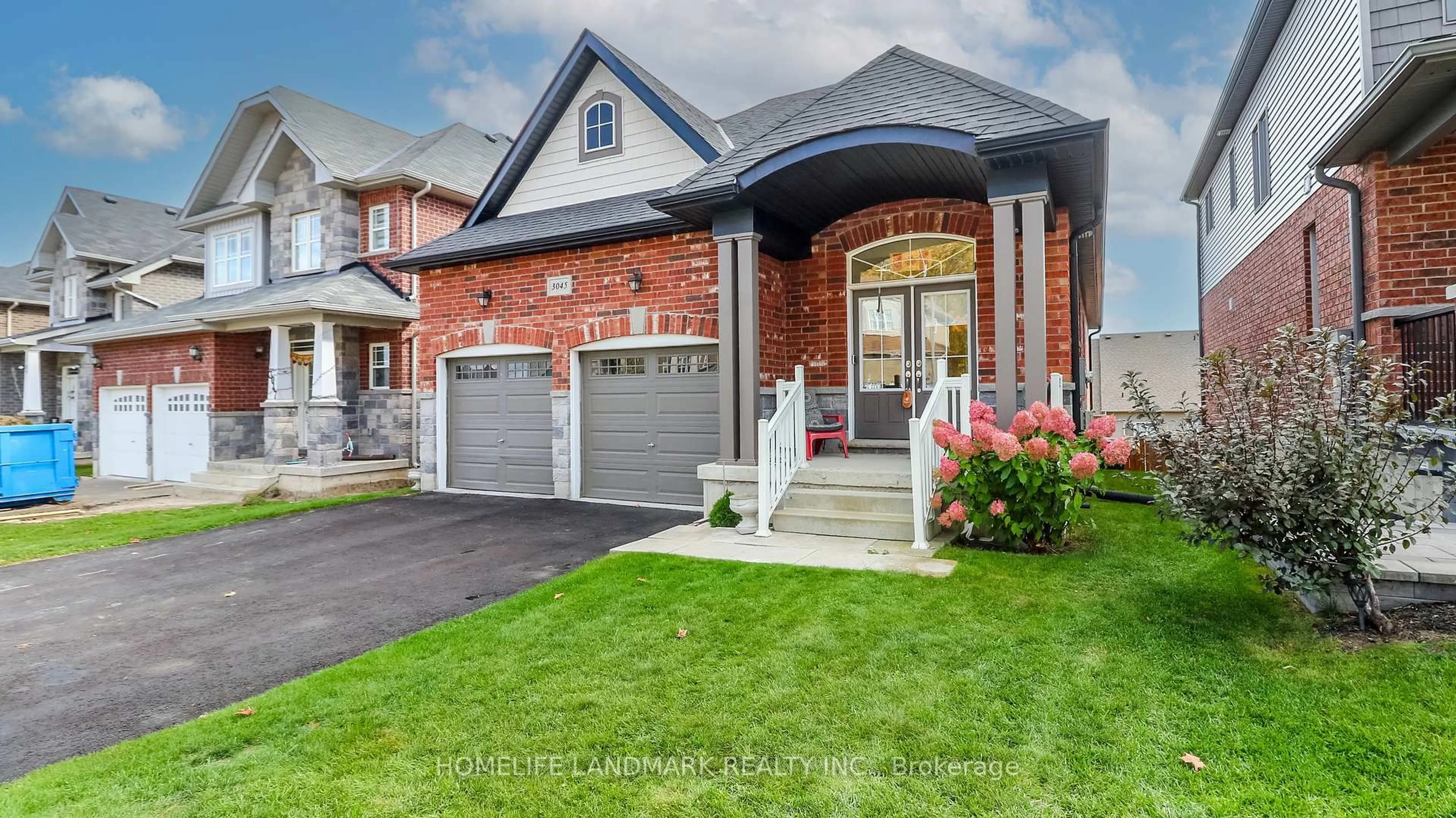 Home with brick exterior material, street for 3045 Monarch Dr, Orillia Ontario L3V 8K3