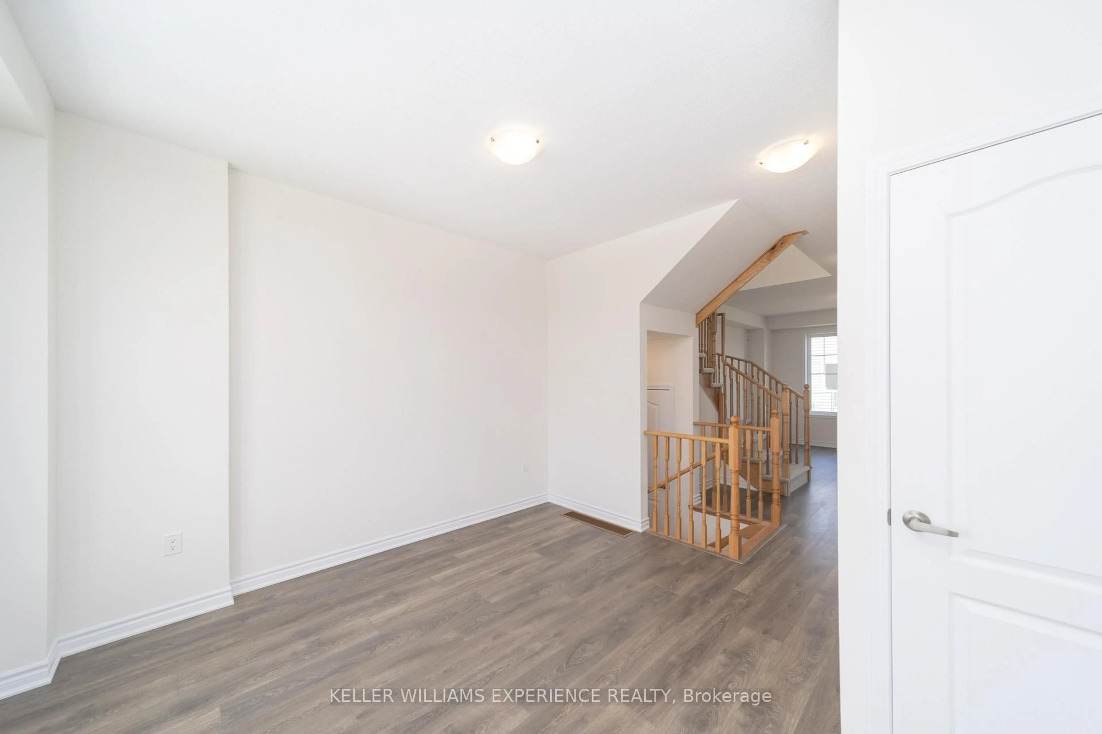 Unknown for 4 Shapira Ave, Wasaga Beach Ontario L9Z 0K1