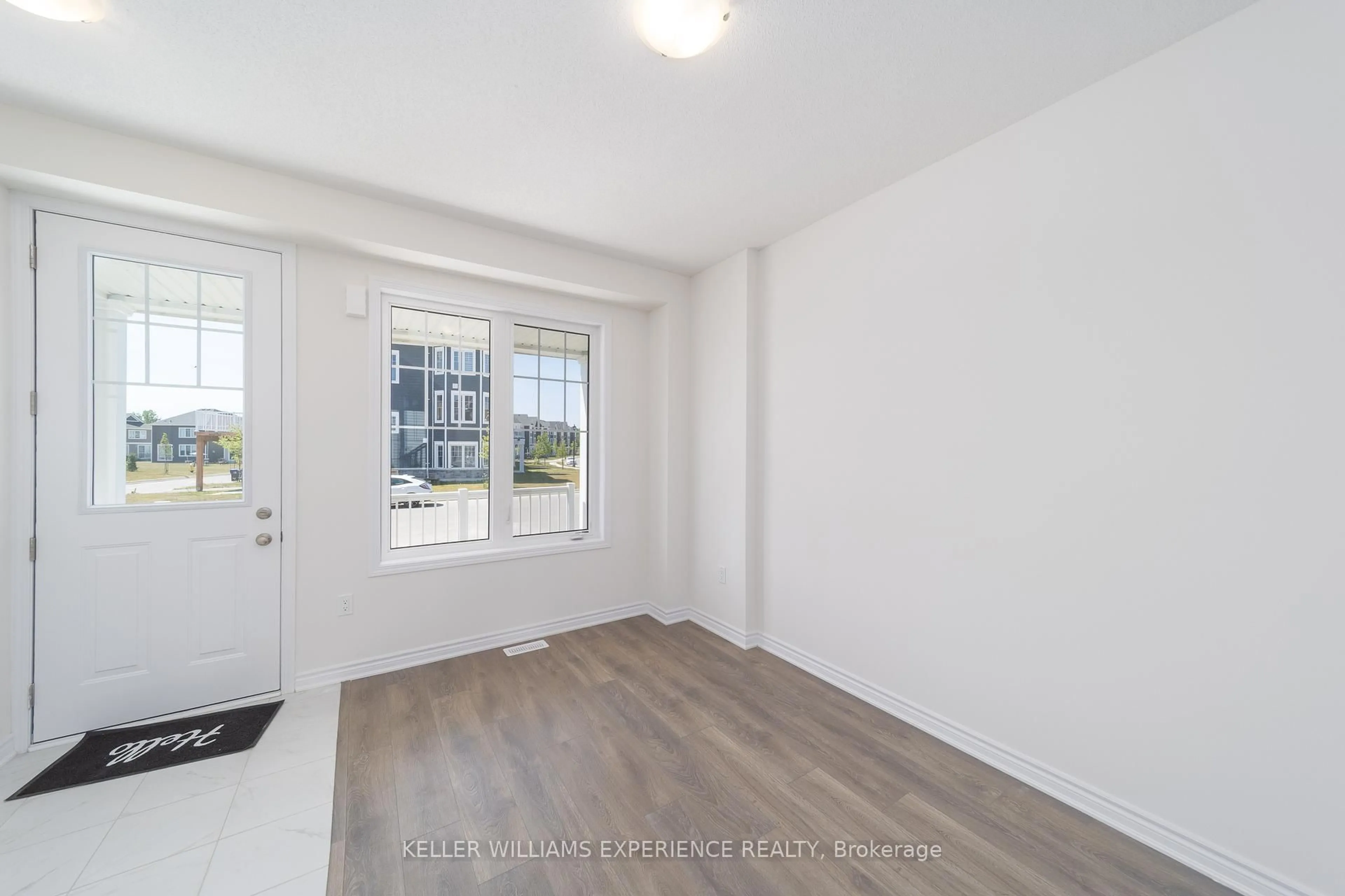 A pic of a room for 4 Shapira Ave, Wasaga Beach Ontario L9Z 0K1