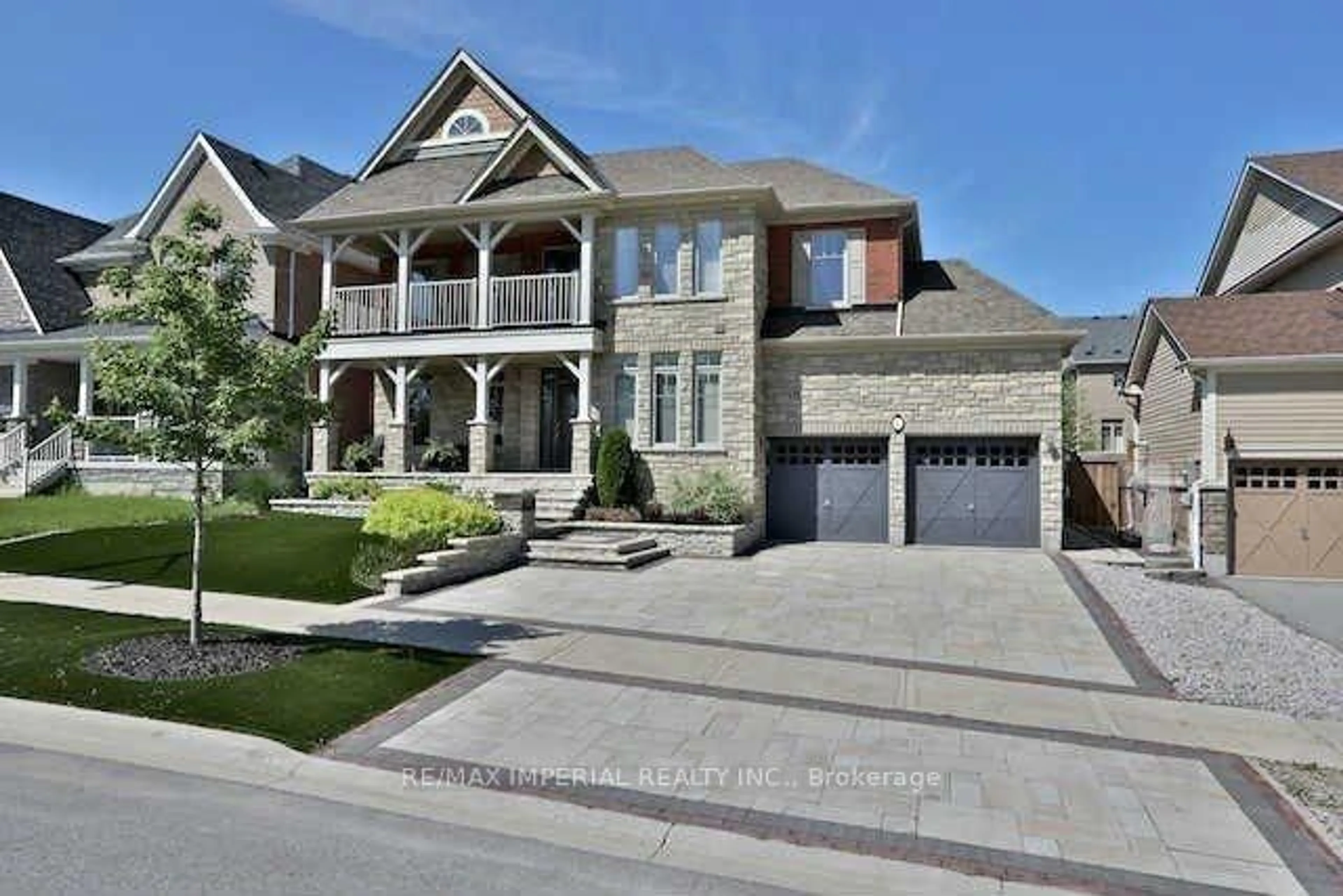 Home with brick exterior material, street for 4 Plunkett Crt, Barrie Ontario L4N 6M3