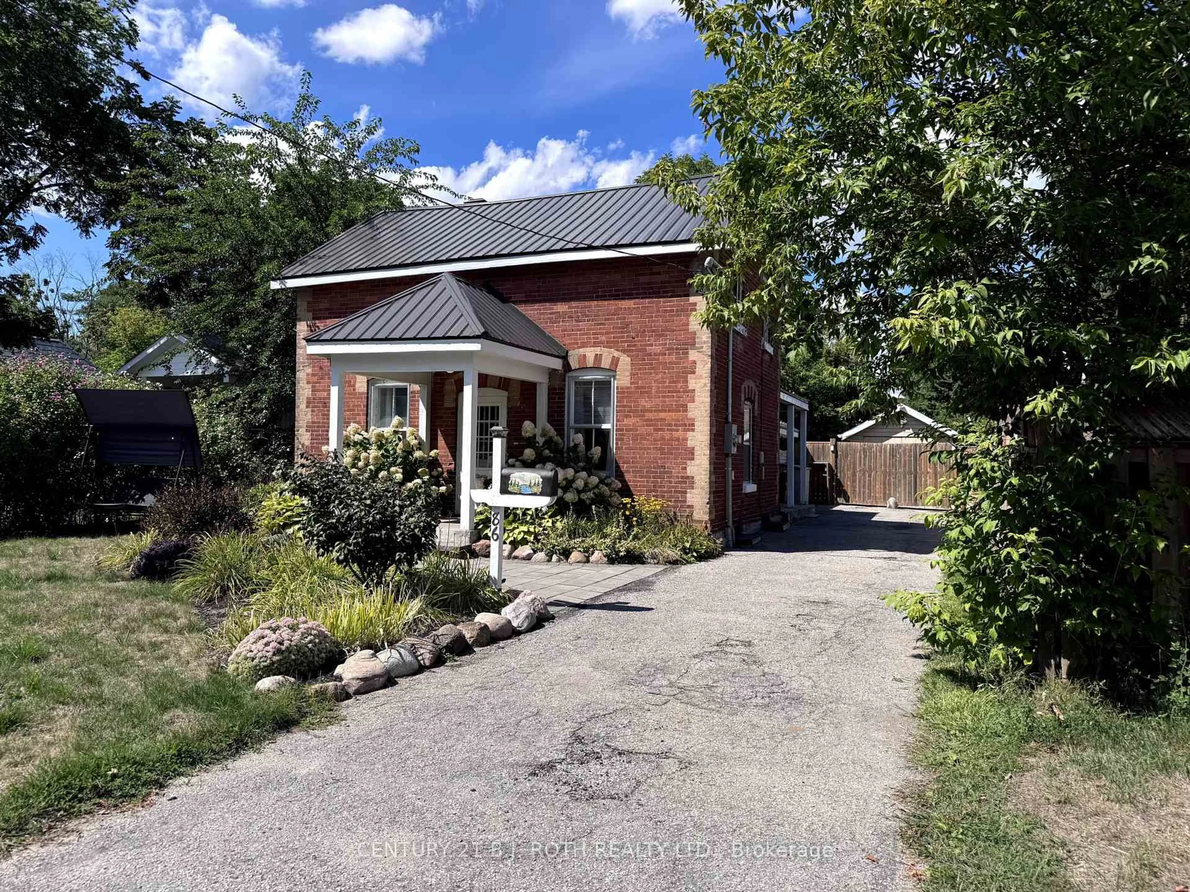 Unknown for 86 Henry St, Barrie Ontario L4N 1C8