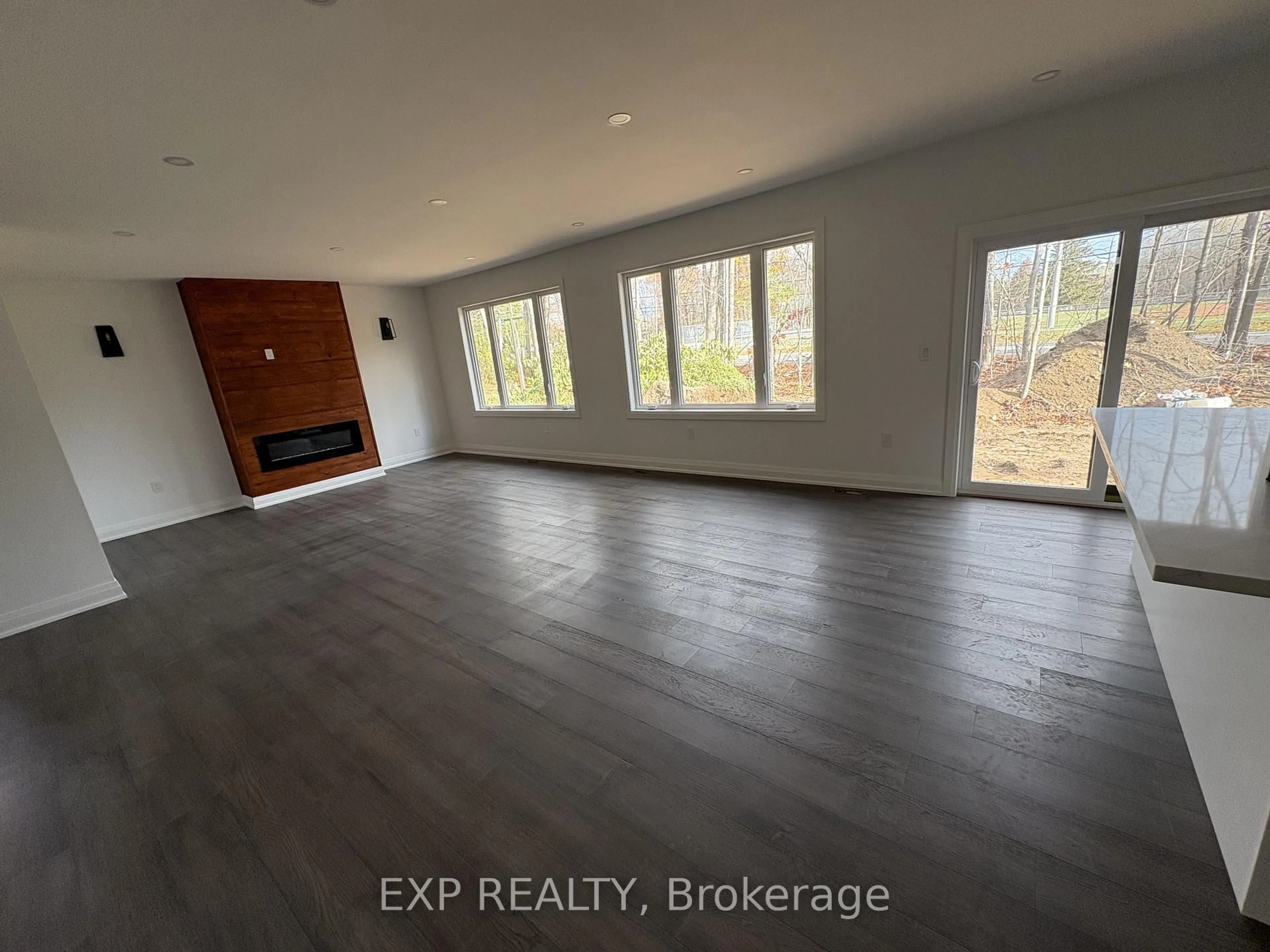 A pic of a room for 49 Beaufort Cres, Tiny Ontario L9M 0B8